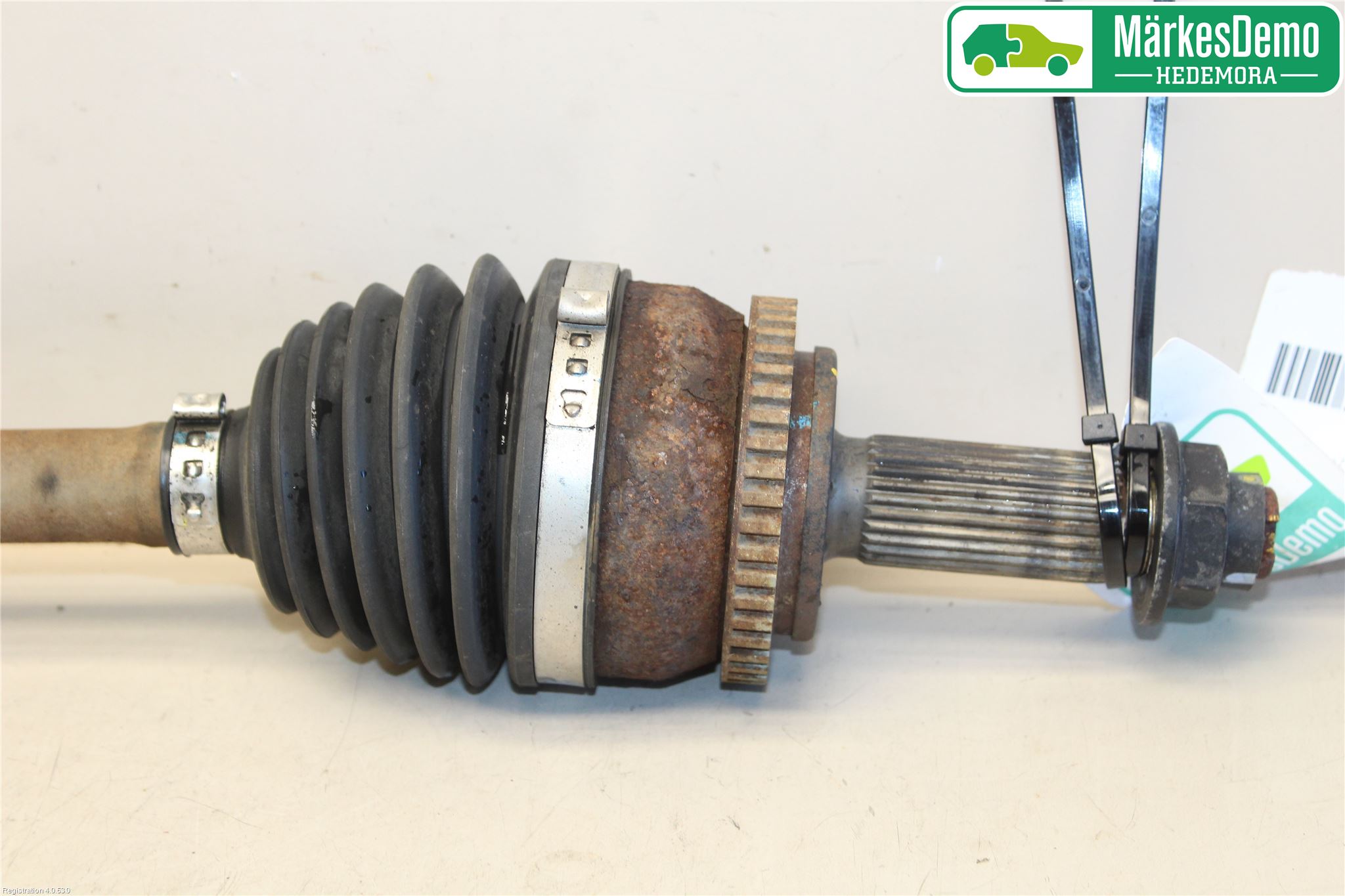 Kia CEED 12-18 Drivaxel Fram Vänster