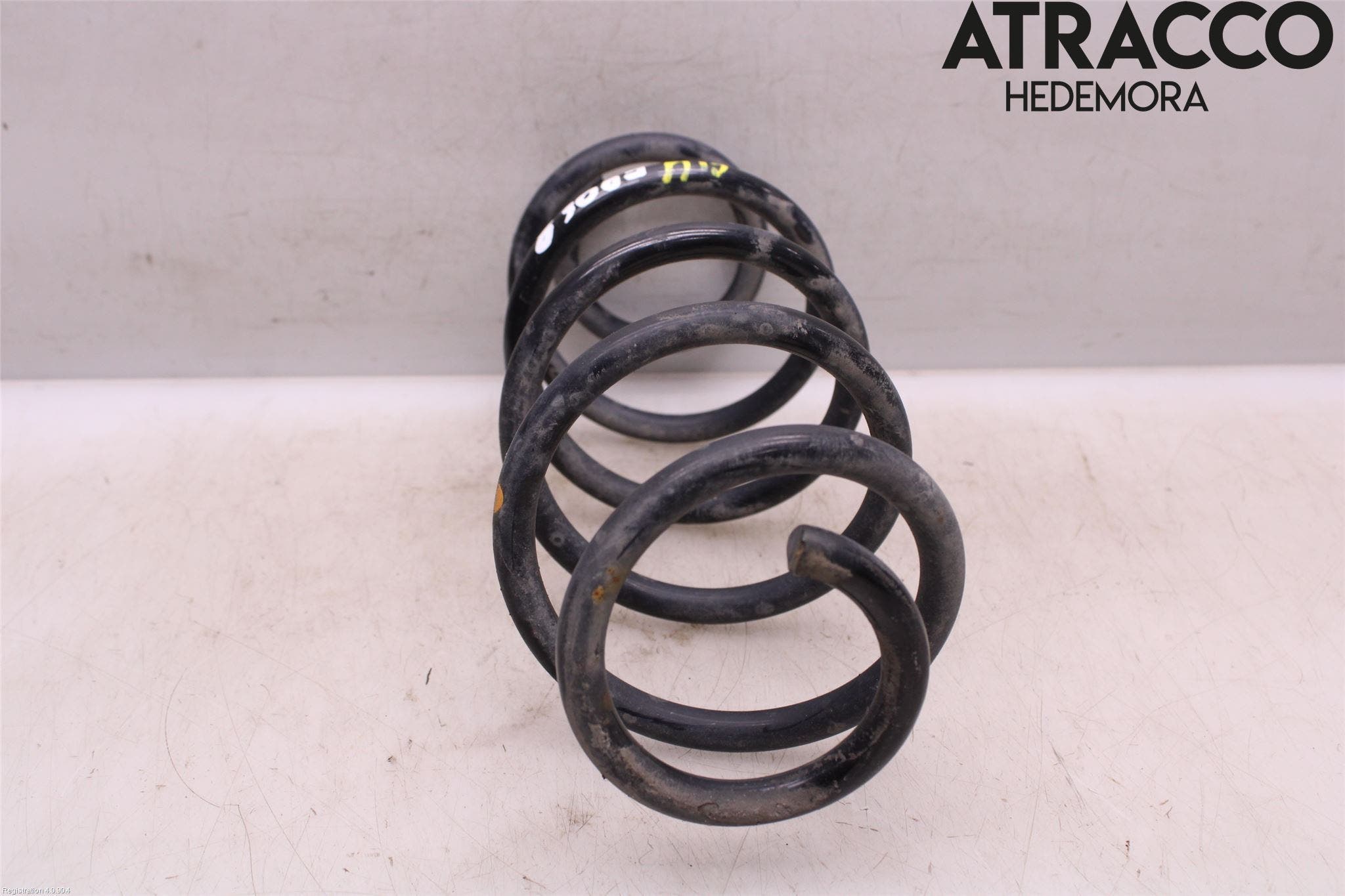 Toyota YARIS XP130 15-20 Fjäder Bak