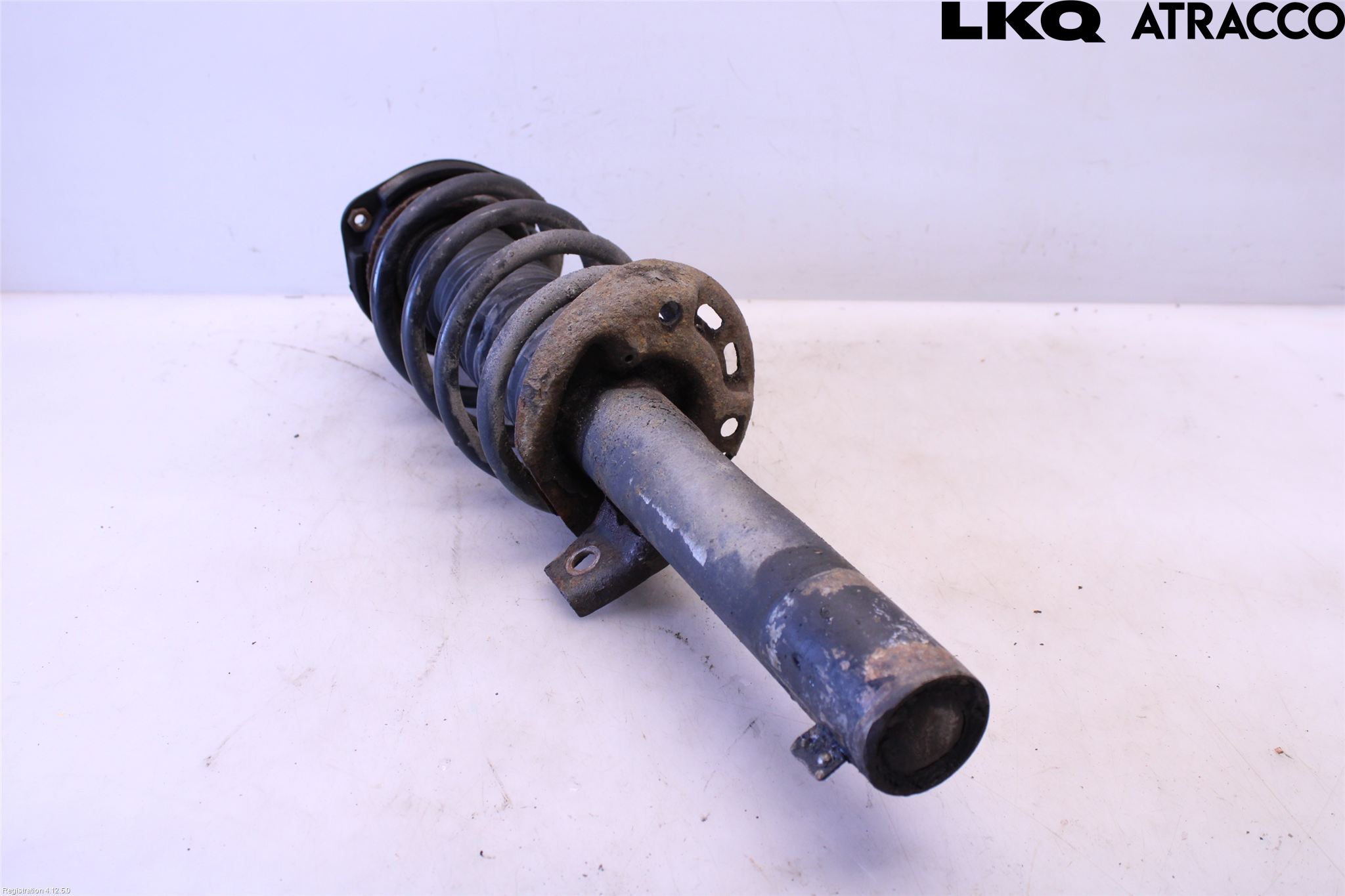 Volkswagen VW PASSAT 11-14 Fjäderben Fram Vänster