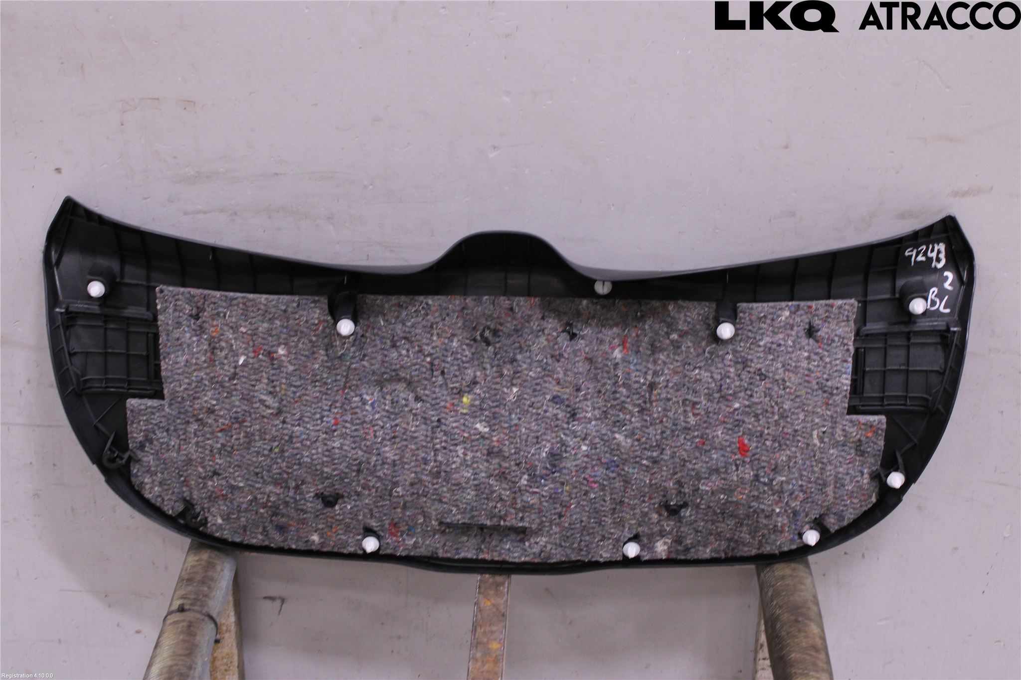 Toyota YARIS XP130 15-20 Inredning Bakluckeklädsel