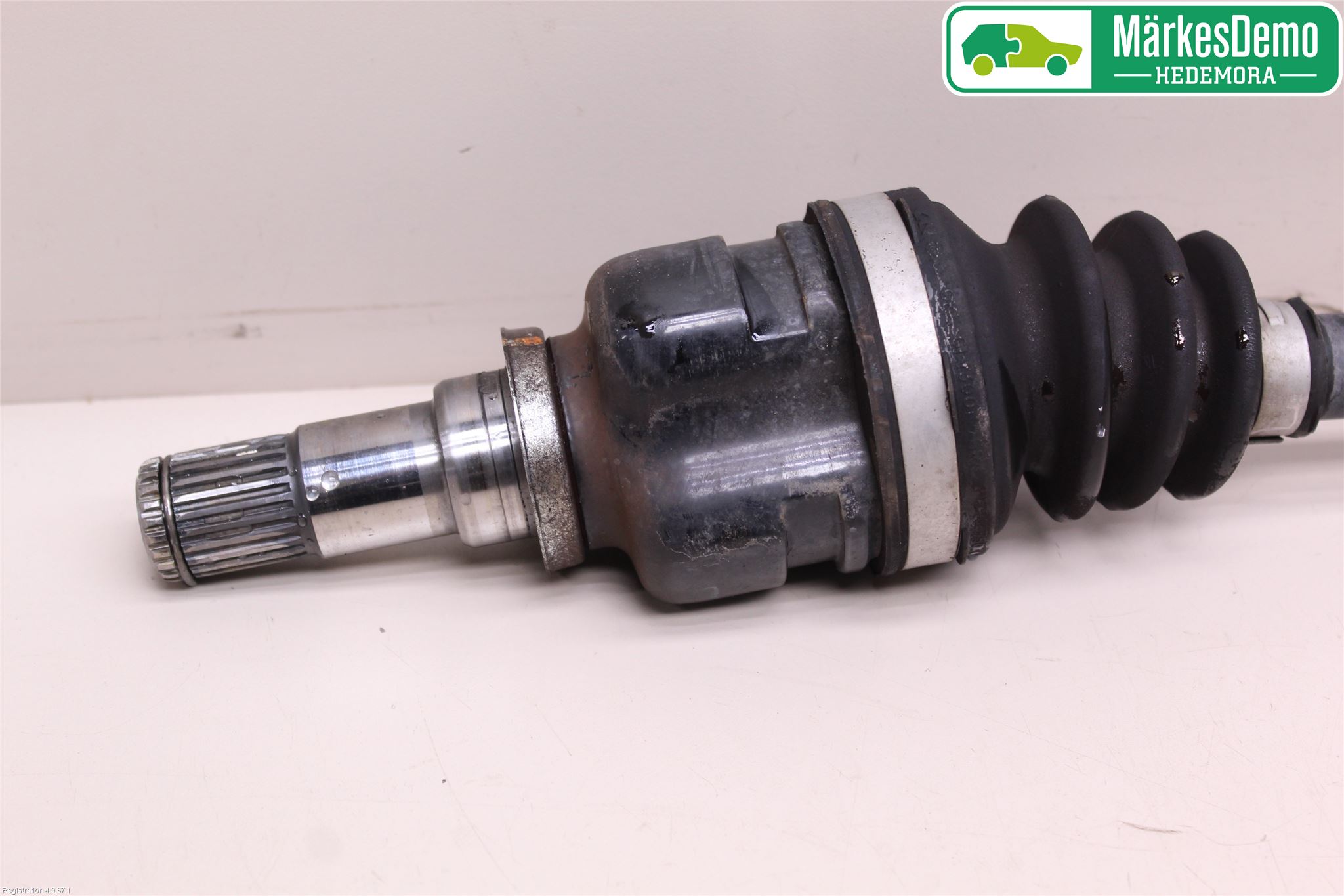 Toyota AYGO 15-21 Drivaxel Fram Höger