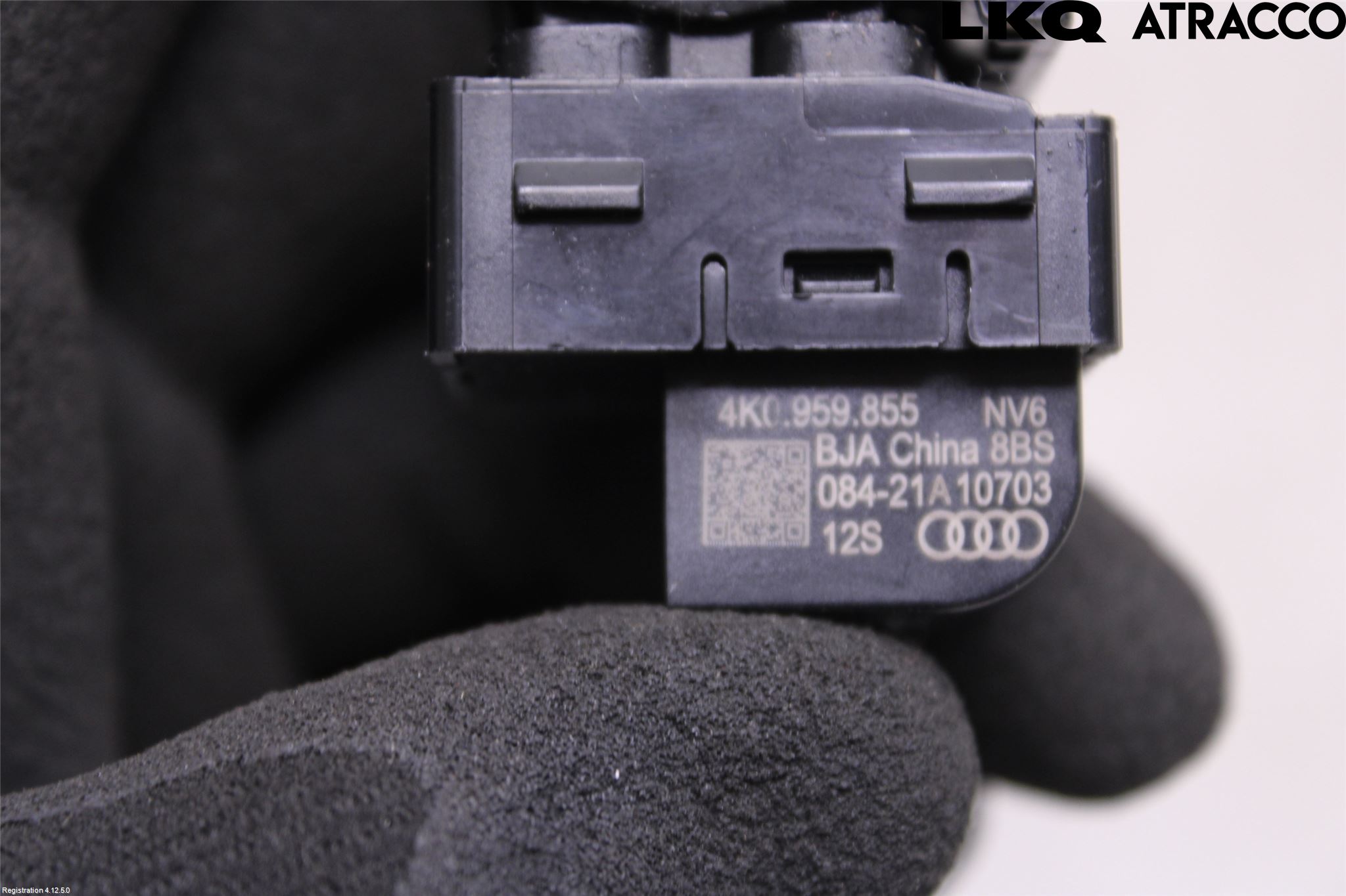 Audi A6 F2/C8 19- Strömställare Elhiss