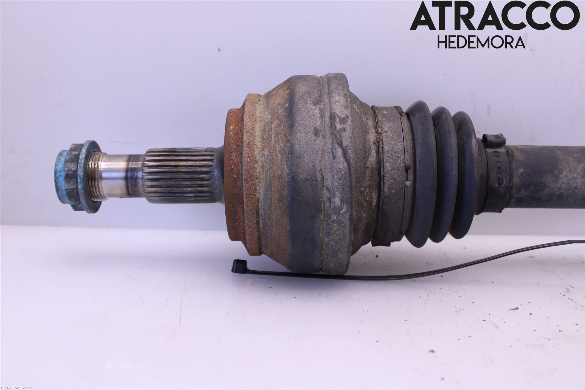 Mercedes-Benz MB E-KLASS (W213) 16-23 Drivaxel Bak Höger
