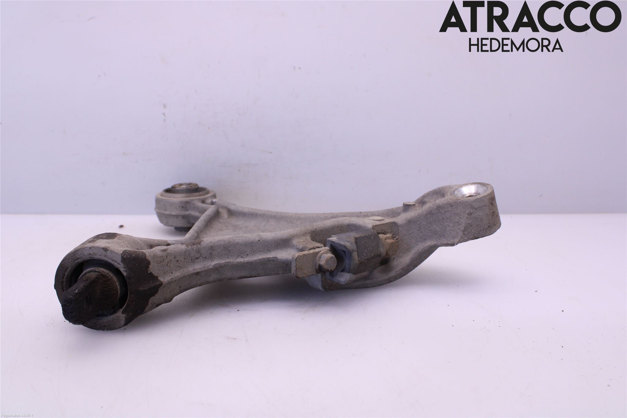 Volvo S80 99-03 Bärarm Fram Undre Hö