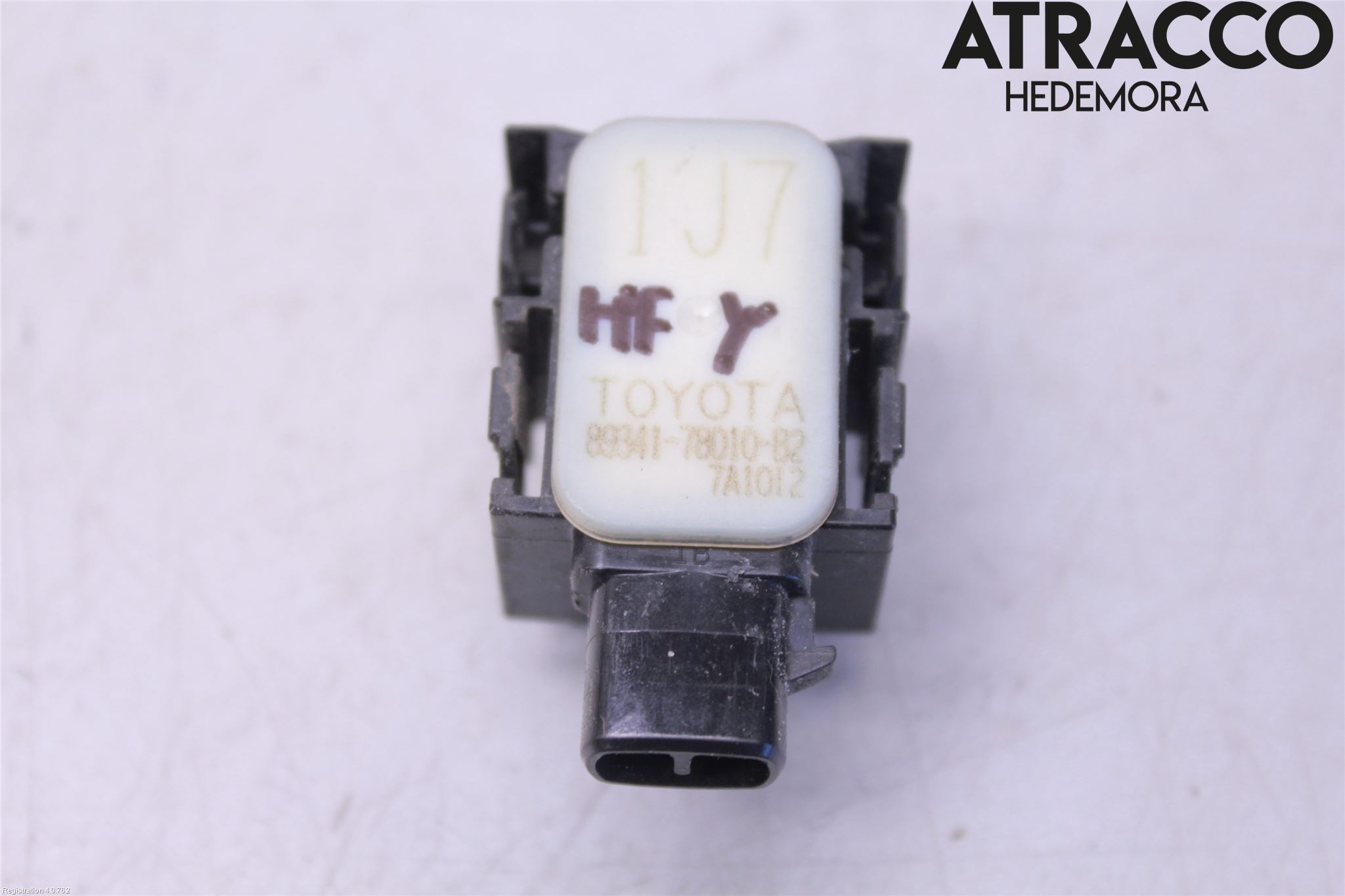 Lexus NX 300h 15-21 Parkeringshjälp Frontsensor