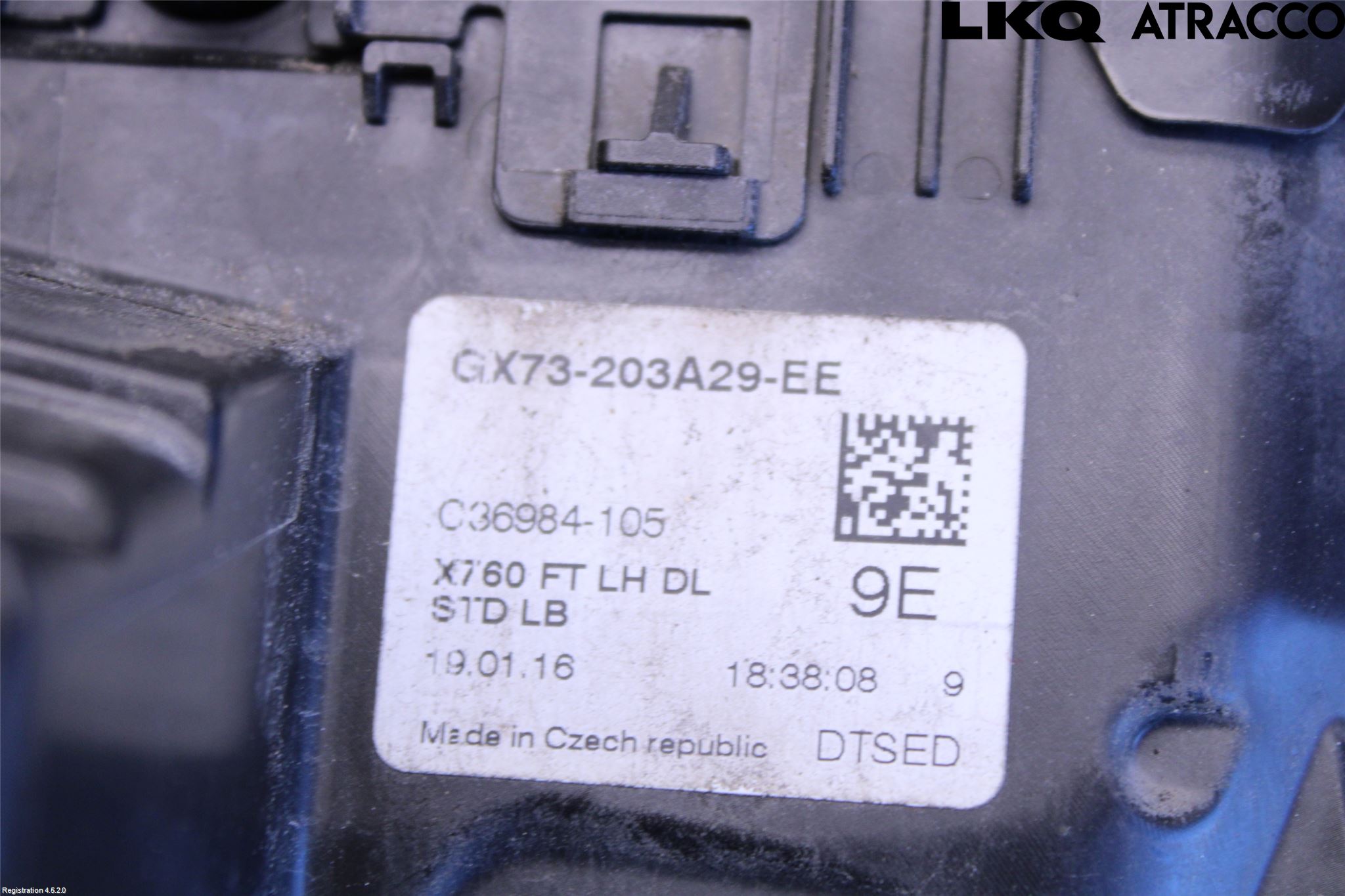 Jaguar XE (X760) 15-24 Låskista-Dörrlås