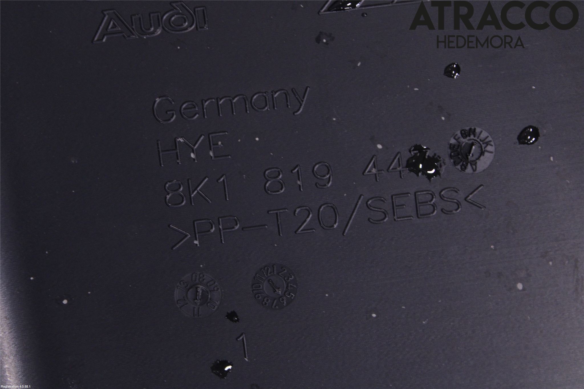 Audi A4/S4 08-11 Torpedplåt-Torpedplast