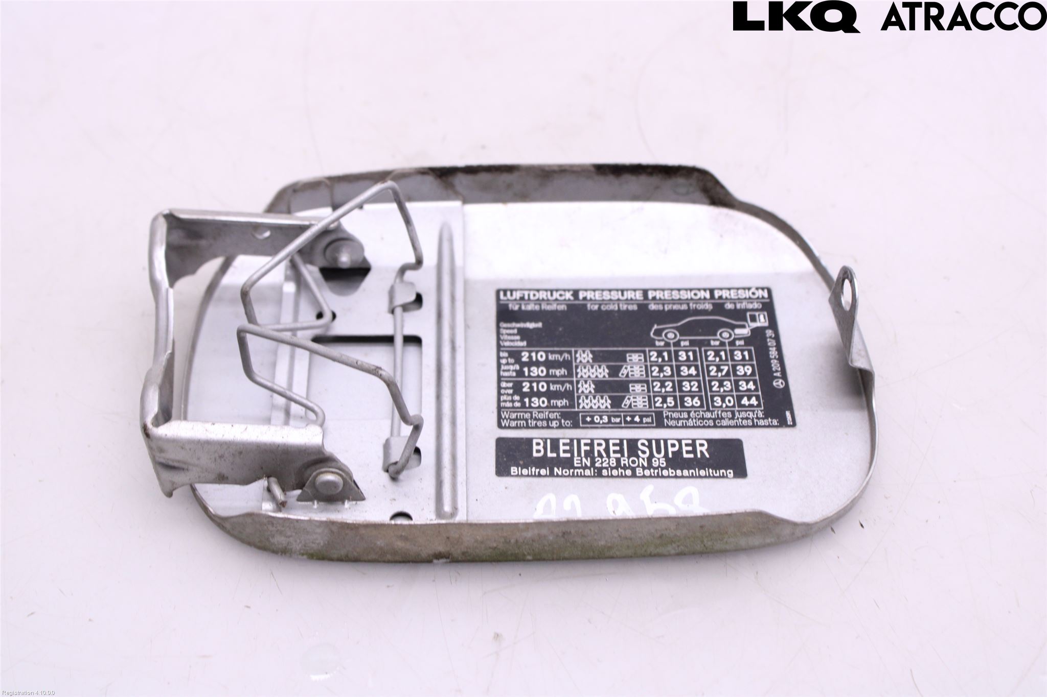Mercedes-Benz MB CLK (C209) 02-09 Tanklucka