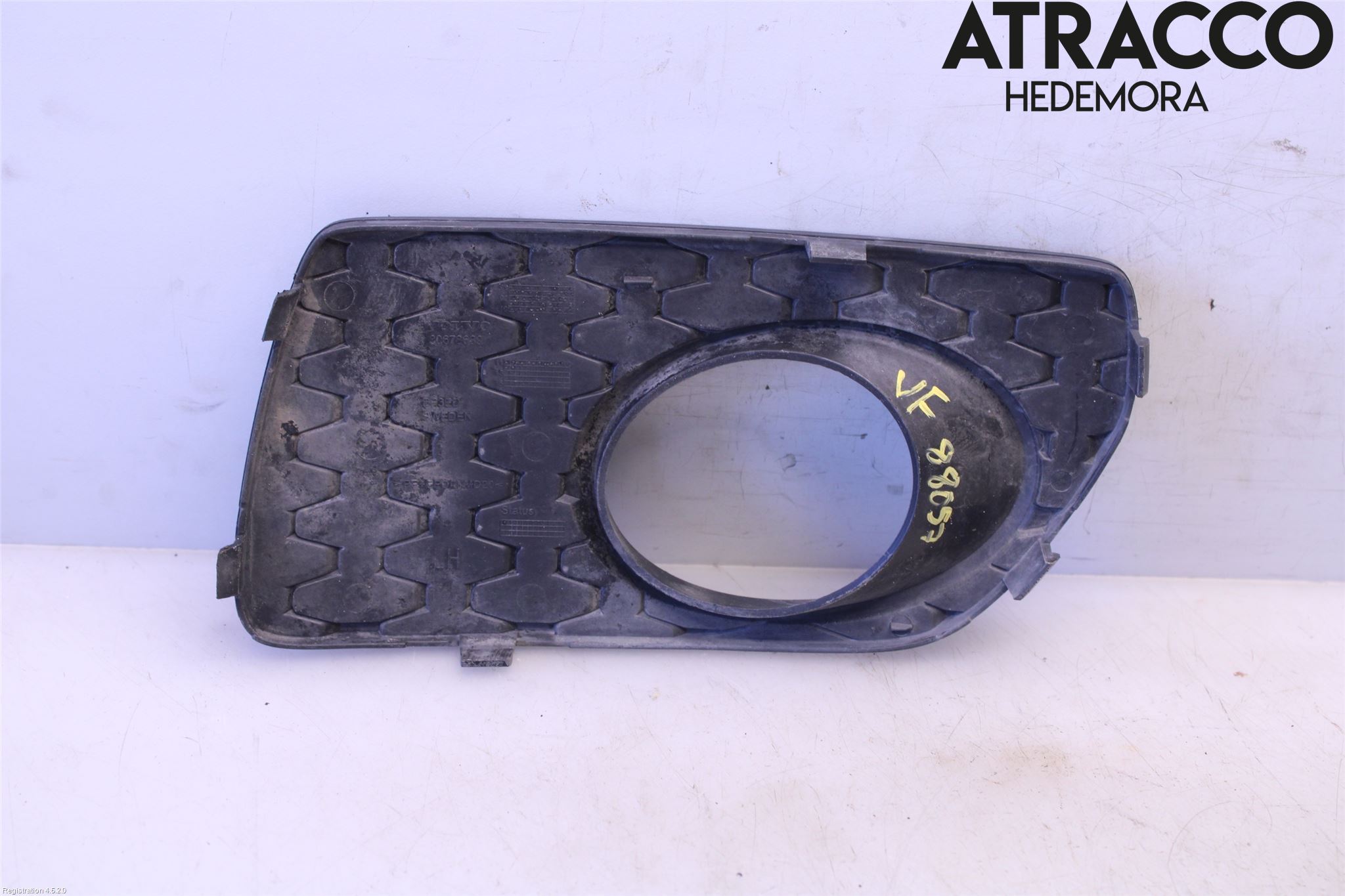 Volvo XC70 08-13 Dimljussarg Fram