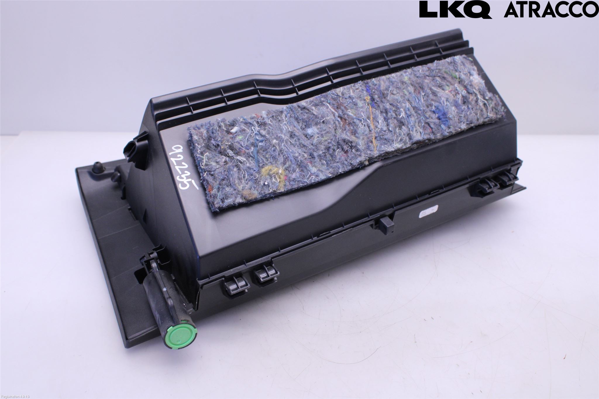 Toyota AURIS 13-19 Handskfack