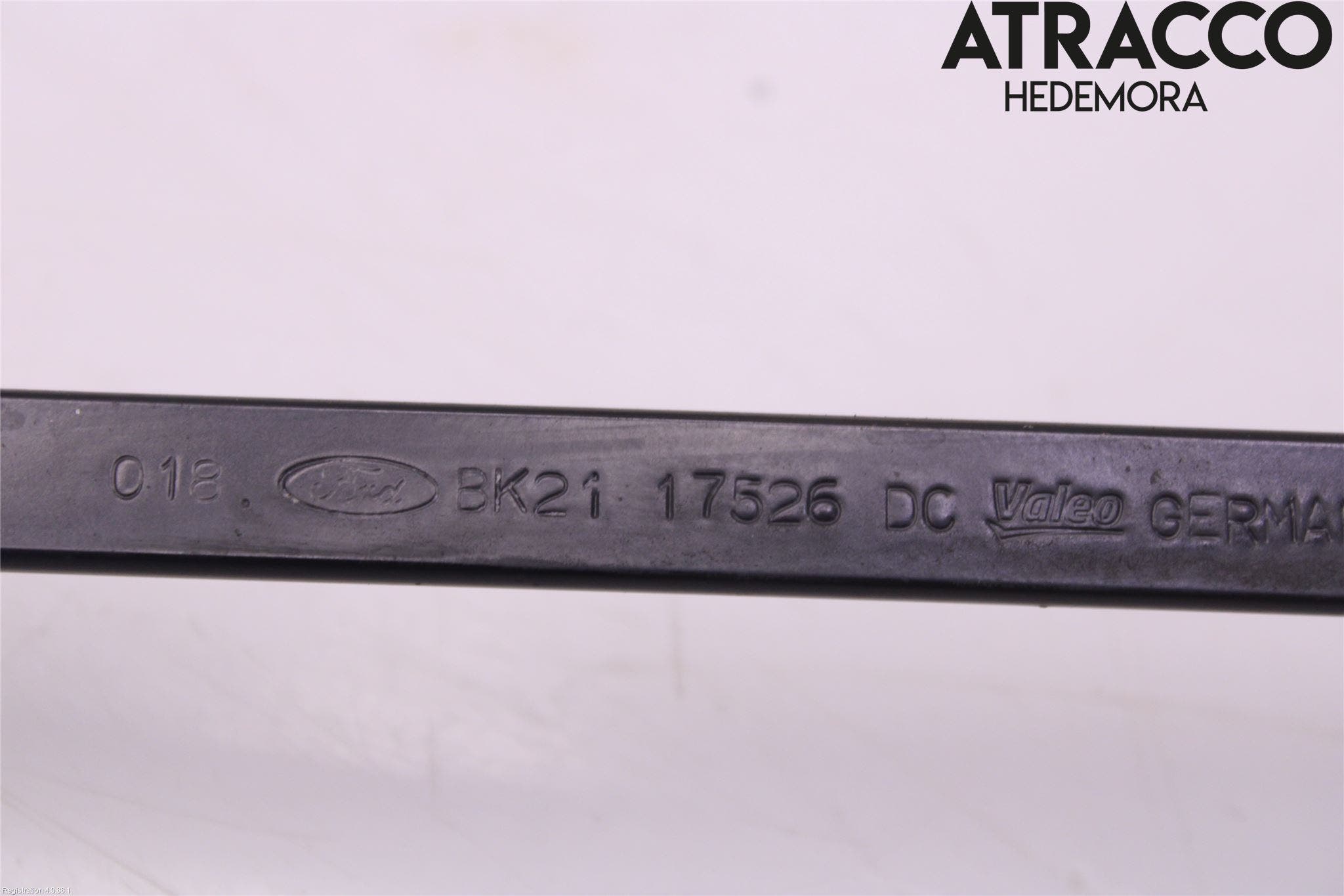 Ford TRANSIT/TOURNEO CUSTOM 13-24 Torkararm Armar Vindruta