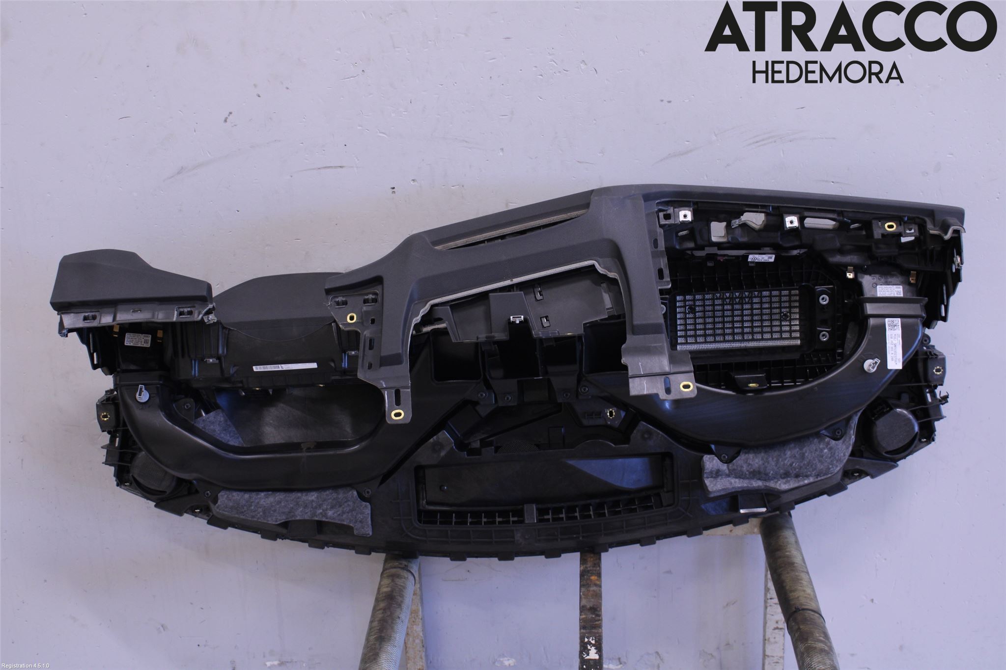 Audi Q3 F3 19- Instrumentbräda