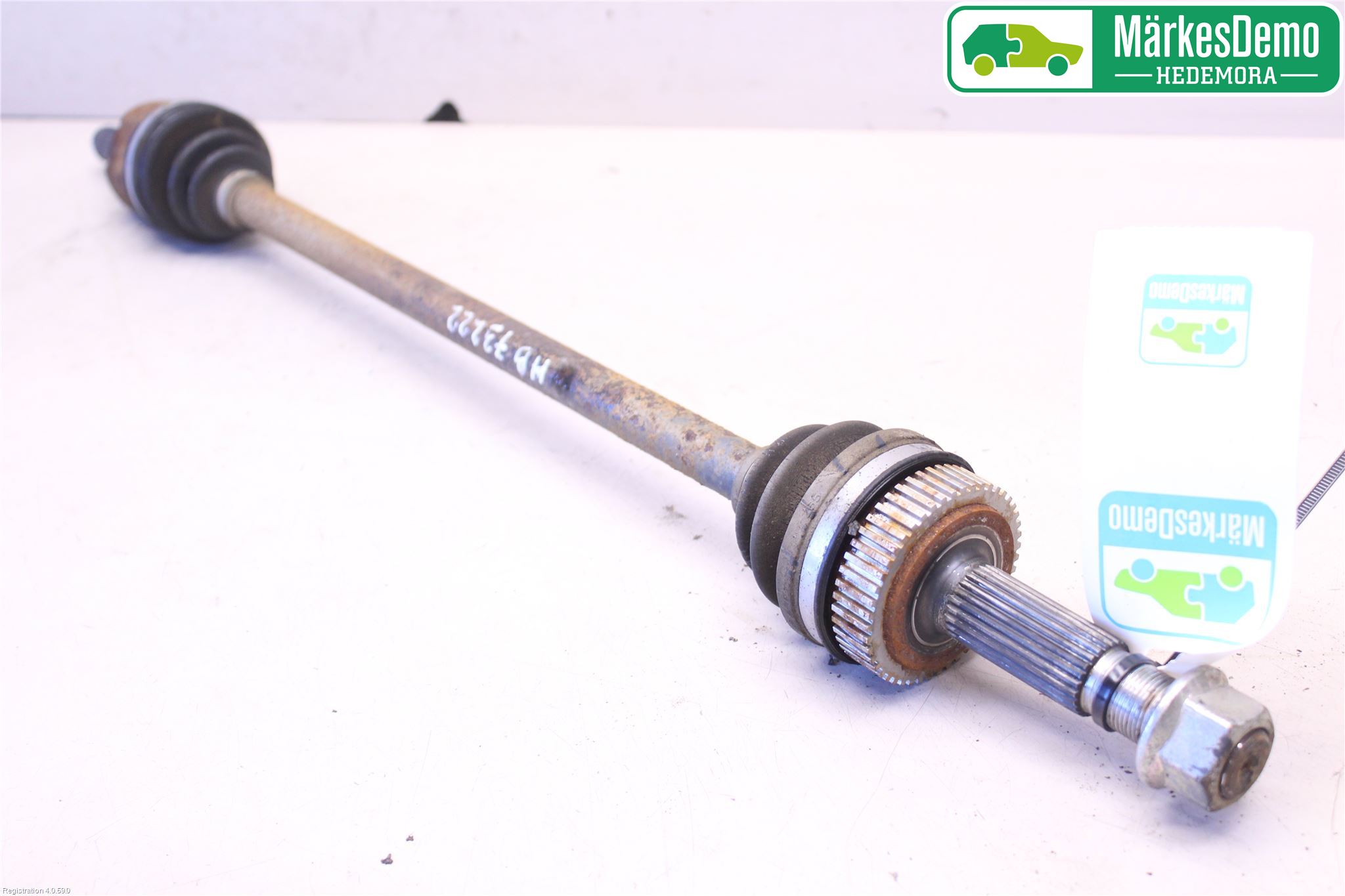 Nissan QASHQAI 14-17 Drivaxel Bak Höger