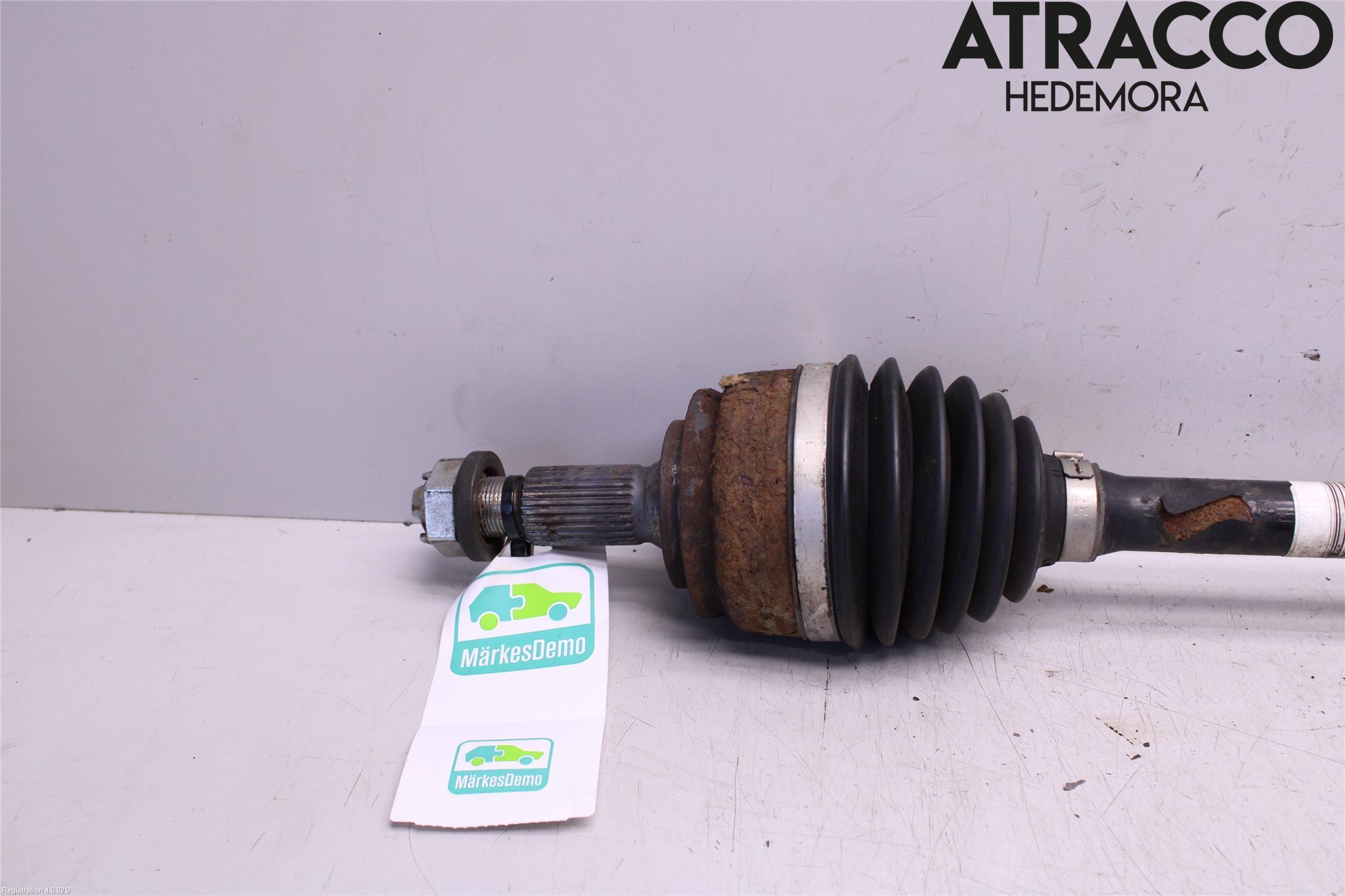 Peugeot 5008 17-24 Drivaxel Fram Höger