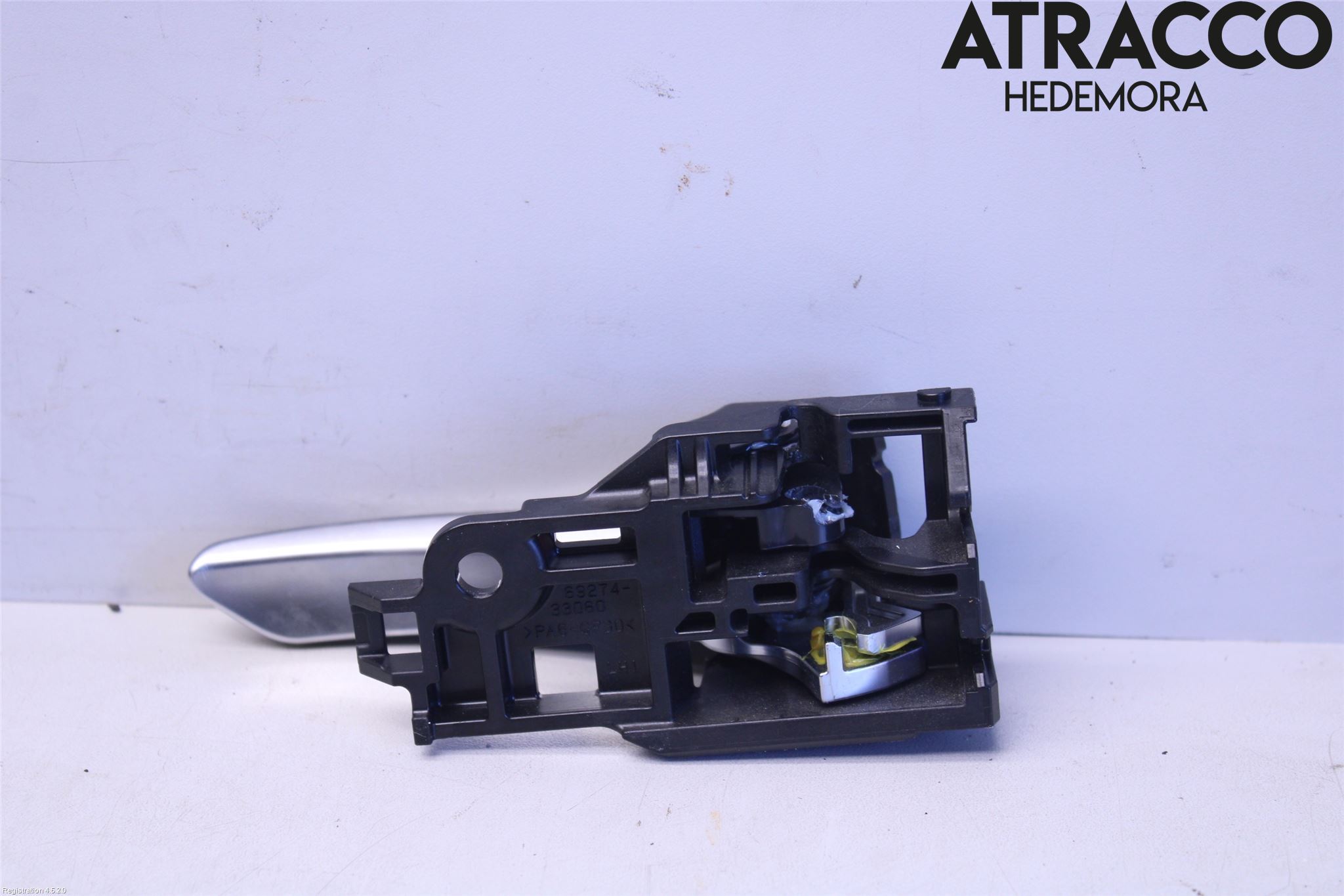 Toyota RAV4 19- Dörrhandtag Inre Vä