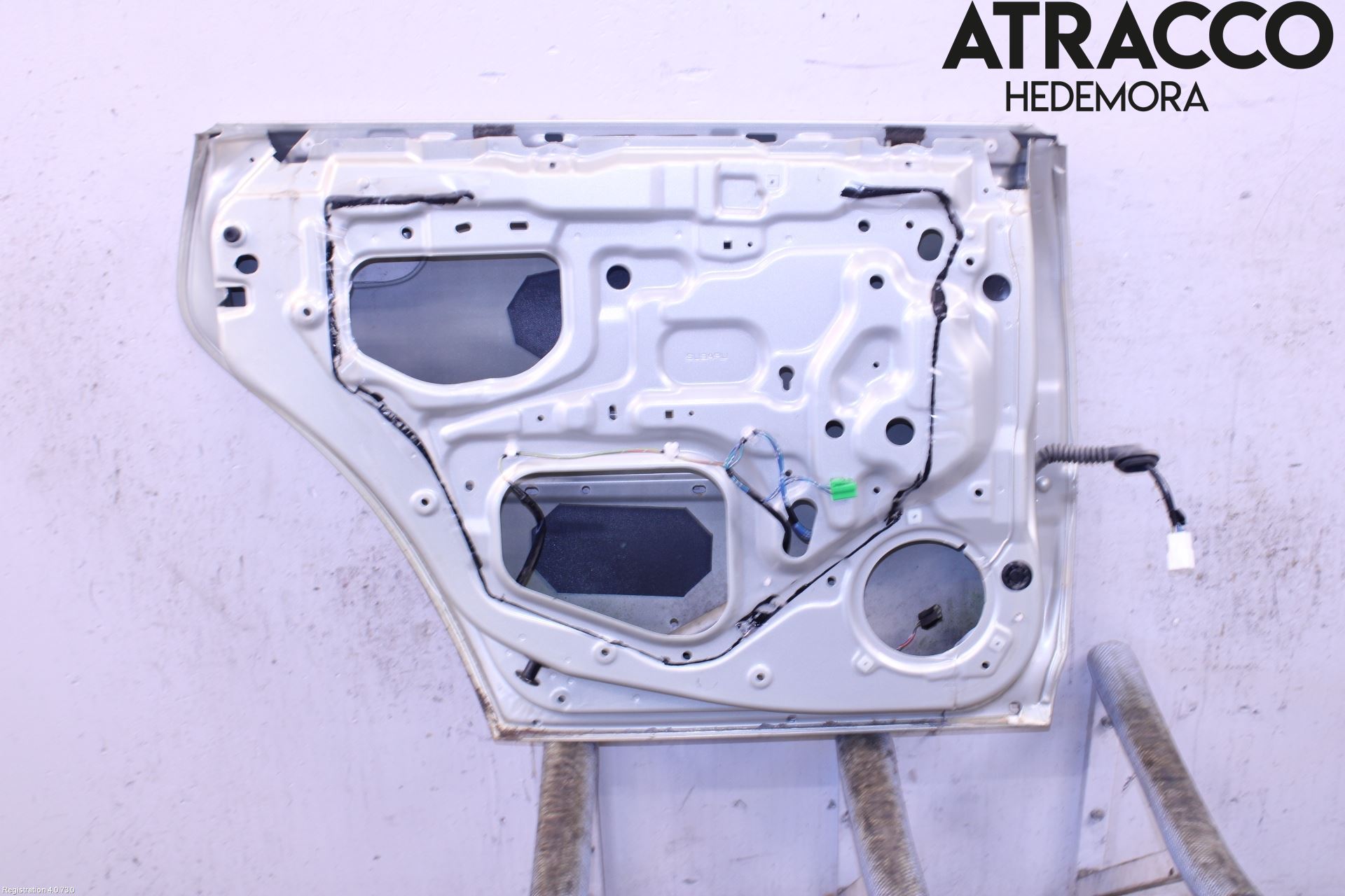 Subaru LEGACY    04-06 Dörr Bak Vänster