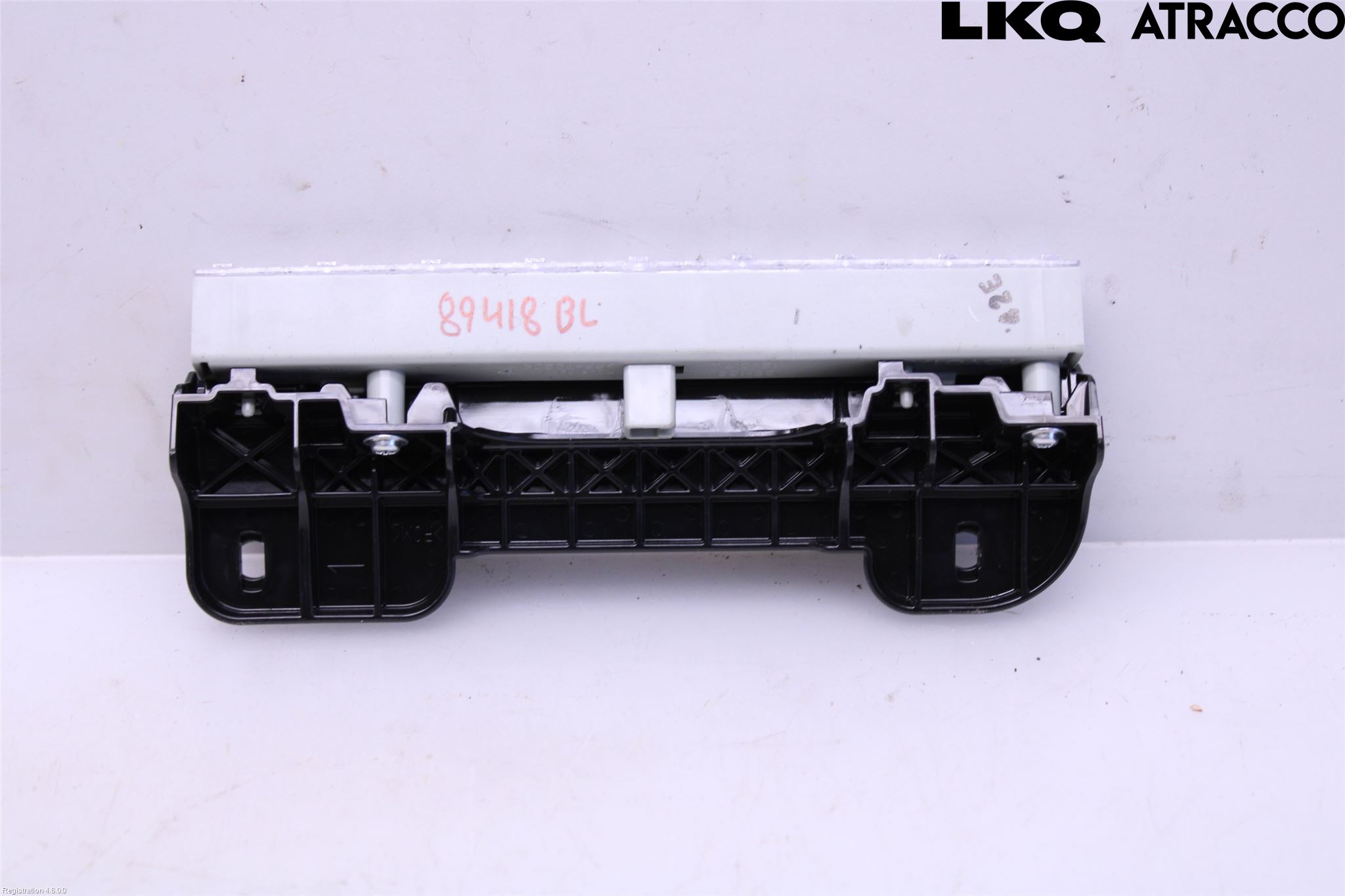 Toyota COROLLA CROSS XG10 22- Bromsljus Bakruta