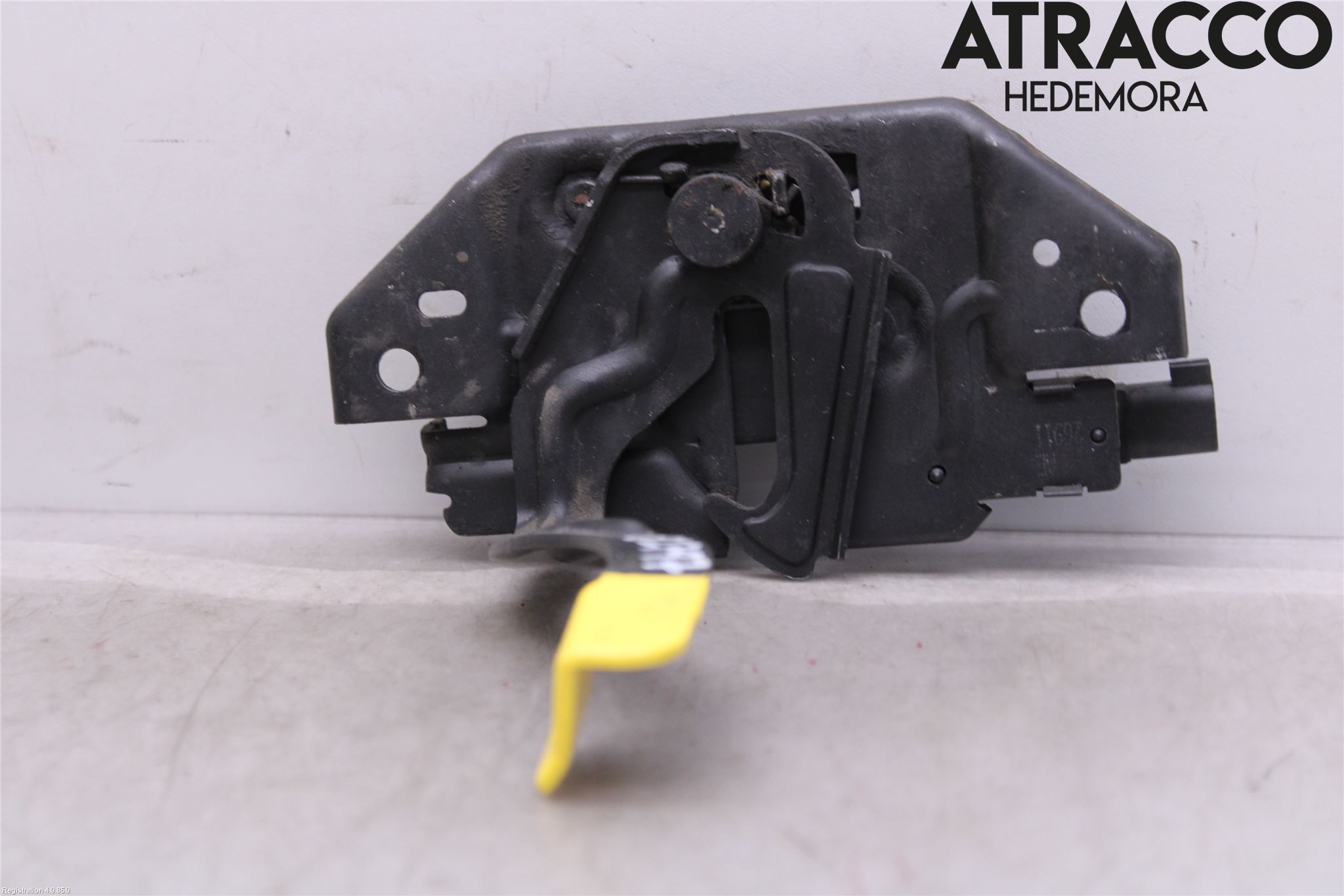 Ford C-MAX II  11-14 Huvlås