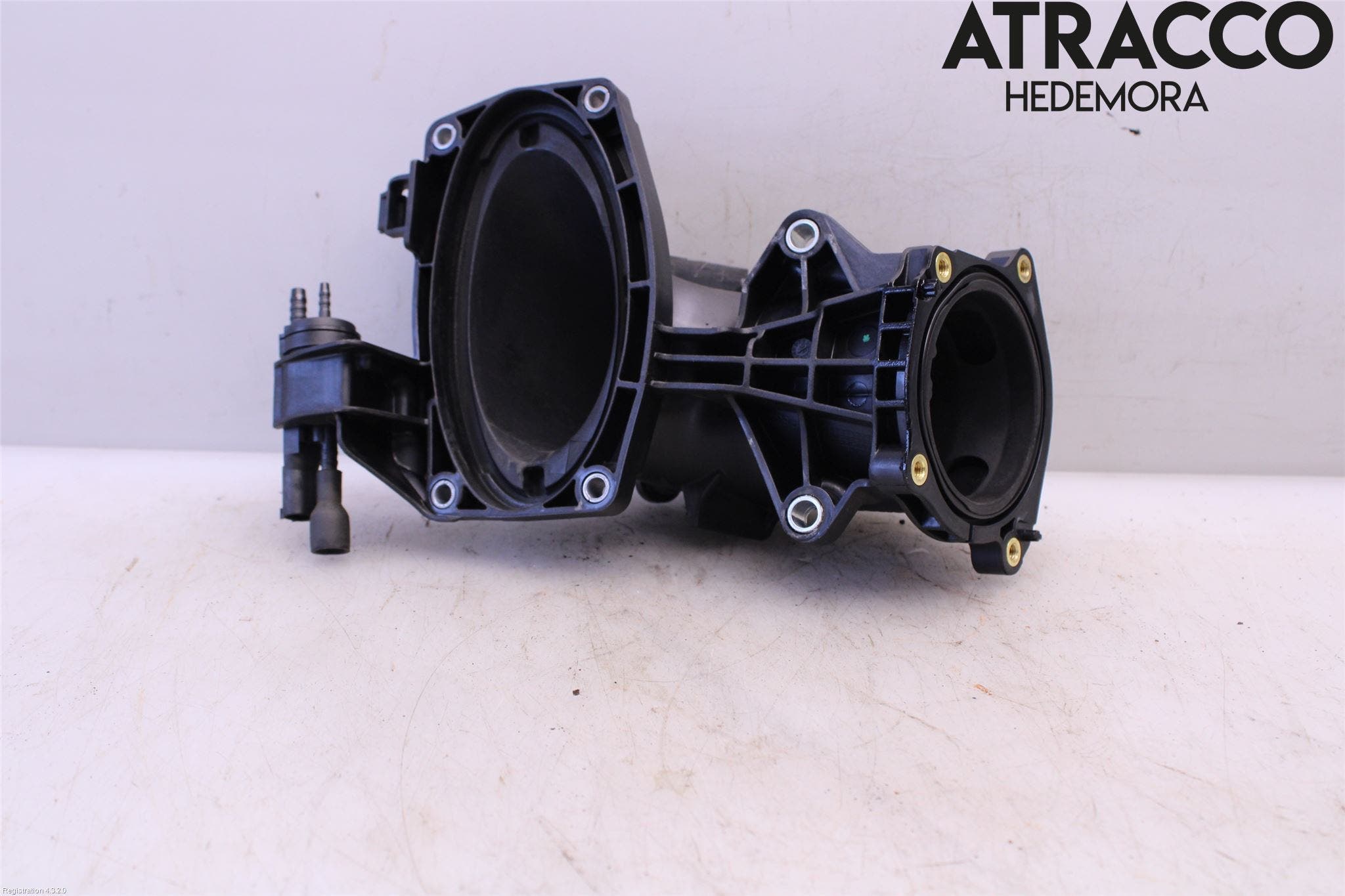 Mercedes-Benz MB CLA-KLASS (C117/X117) 13-19 Grenrör Insug