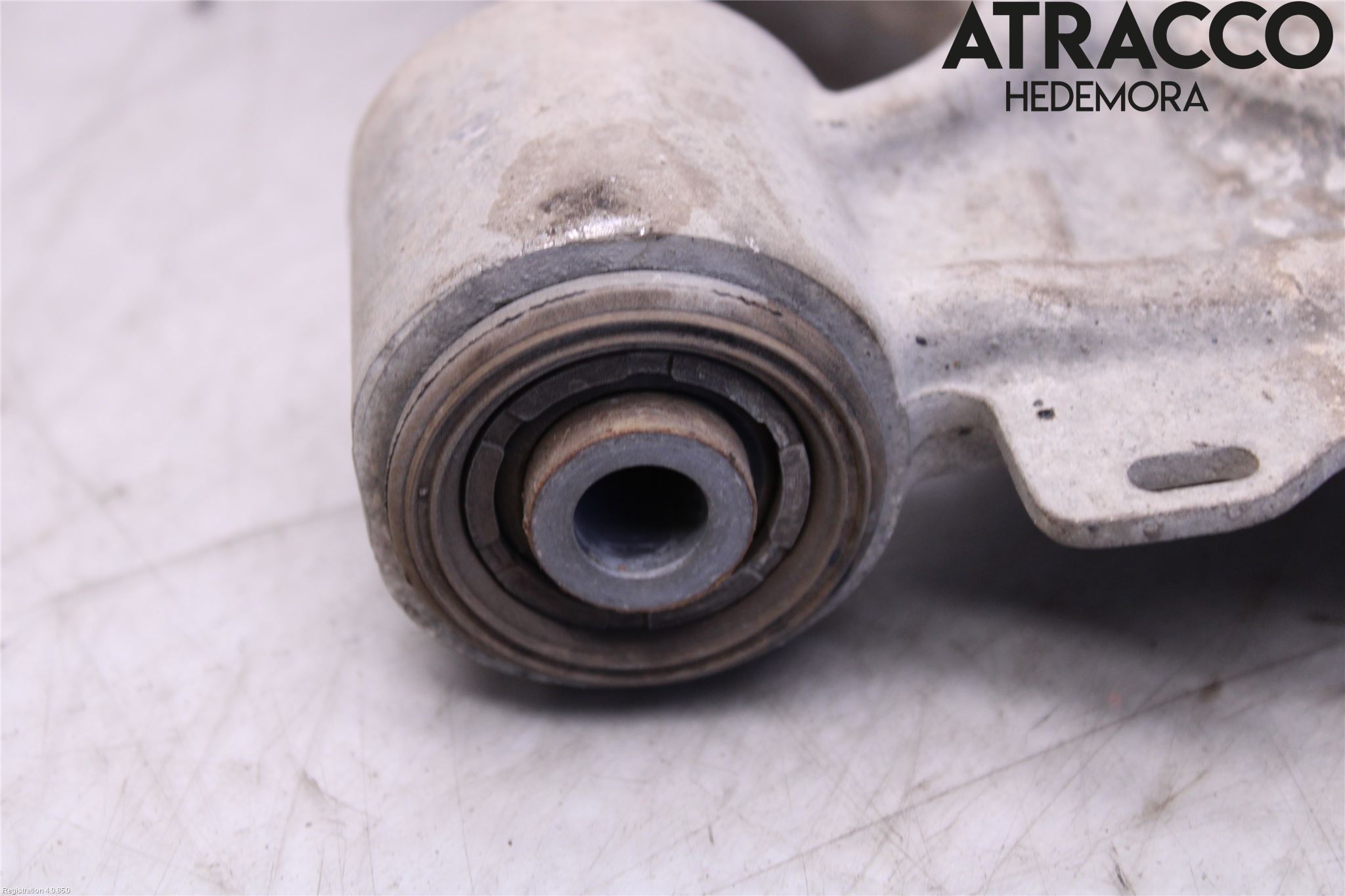 Opel ASTRA J 10-15 Bärarm Fram Undre Hö