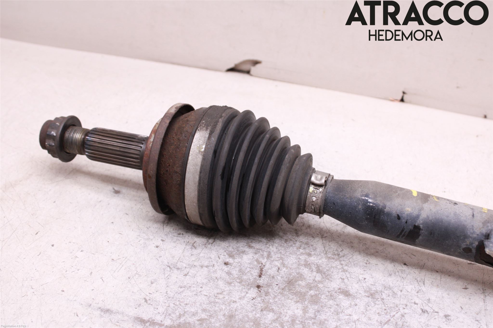 Toyota AVENSIS 09-15 Drivaxel Fram Höger
