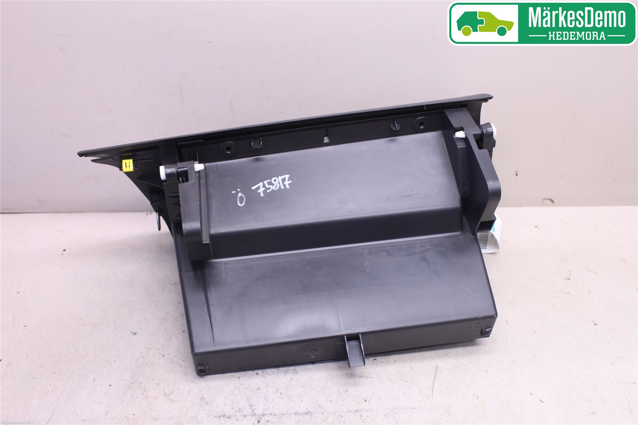 Peugeot EXPERT/E-EXPERT 17- Handskfack