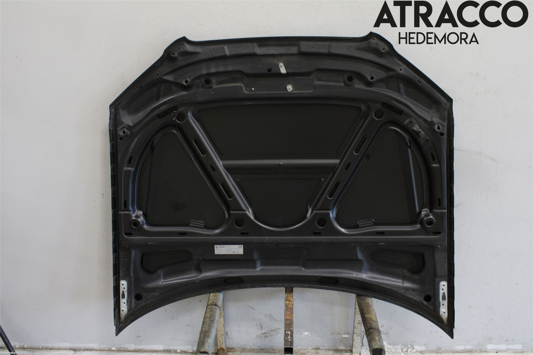 Audi A4/S4 05-07 Huv Fram