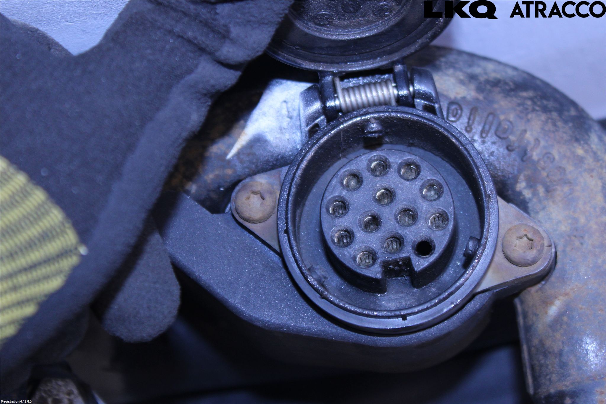 Volkswagen VW PASSAT 11-14 Dragkrok