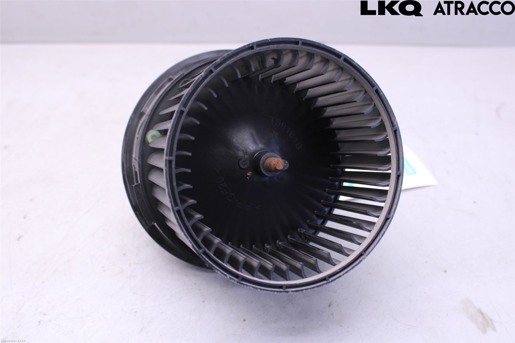 Dacia DUSTER 18-24 Ac Värmefläkt