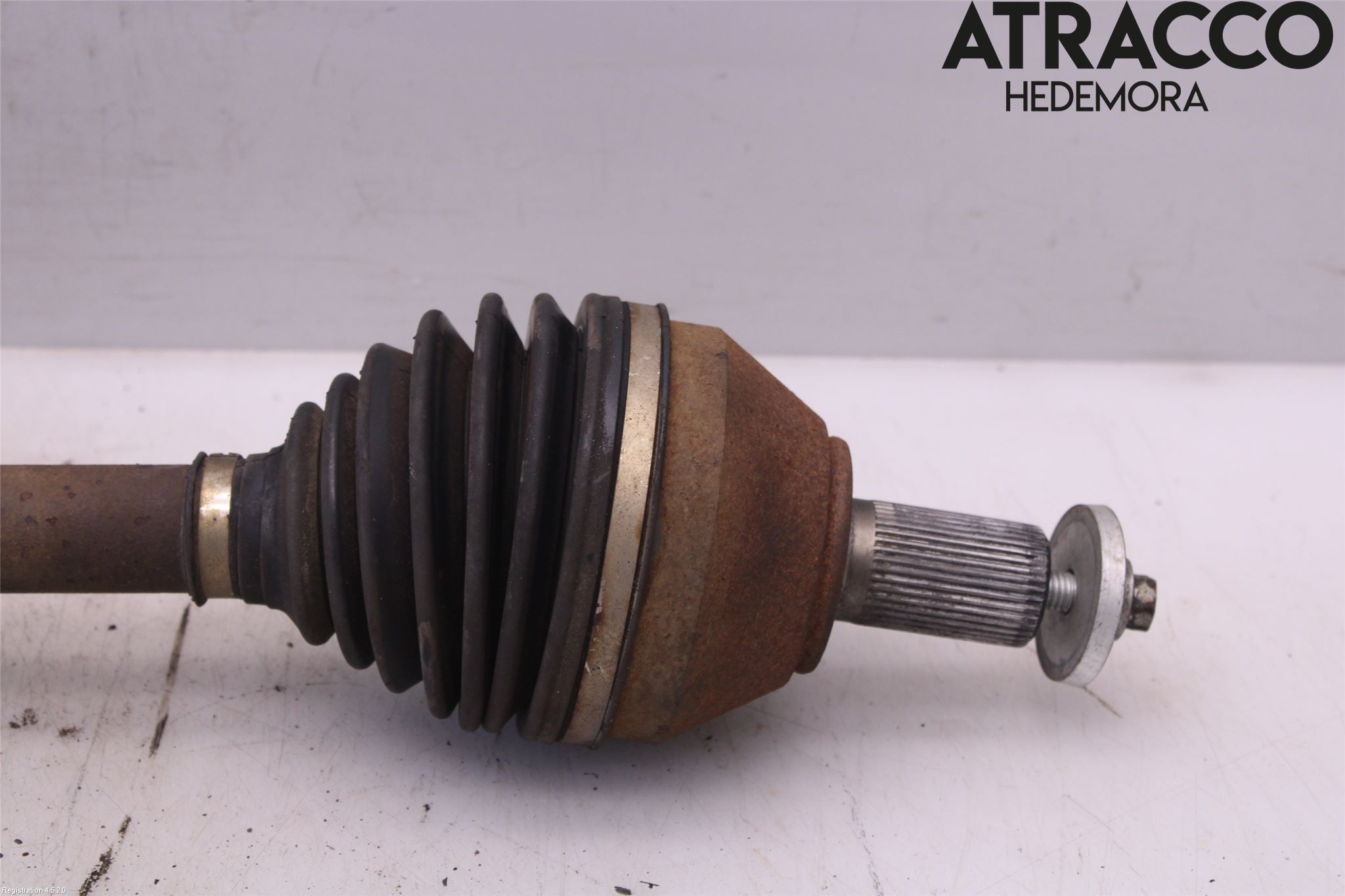 Volvo V70 08-13 Drivaxel Fram Vänster