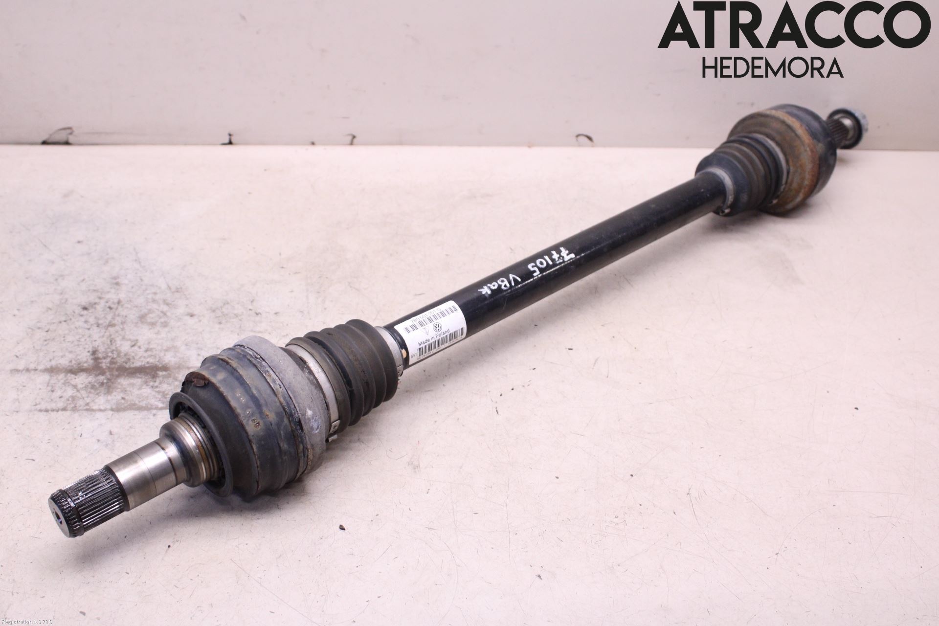 Volkswagen VW TOUAREG 7P 11-18 Drivaxel Bak Vänster