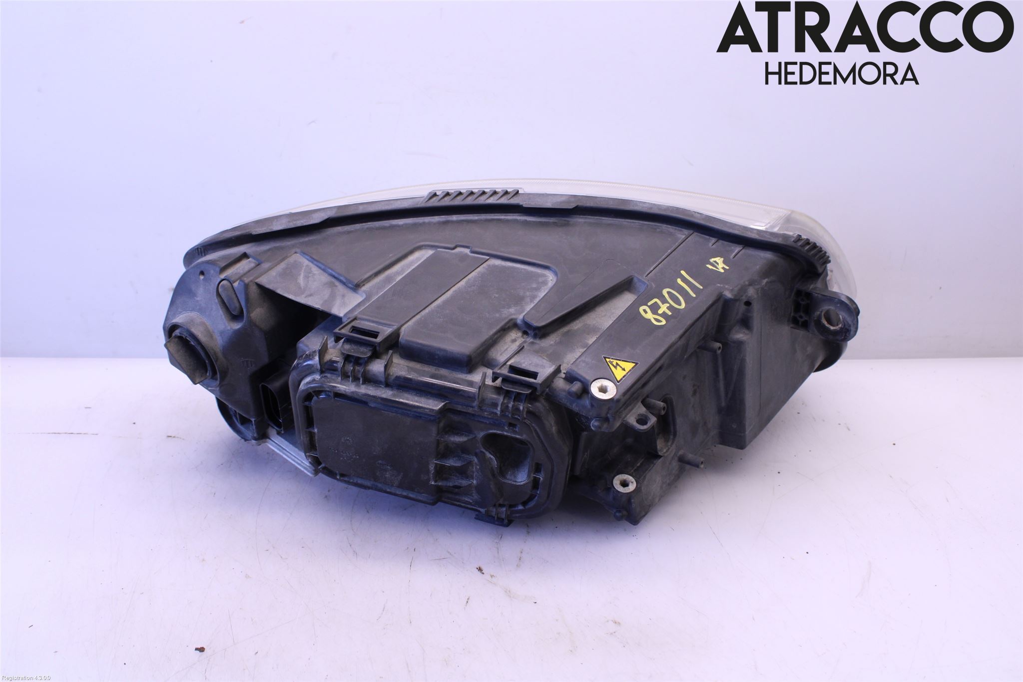 Audi A6/S6     05-11 Strålkastare Vänster