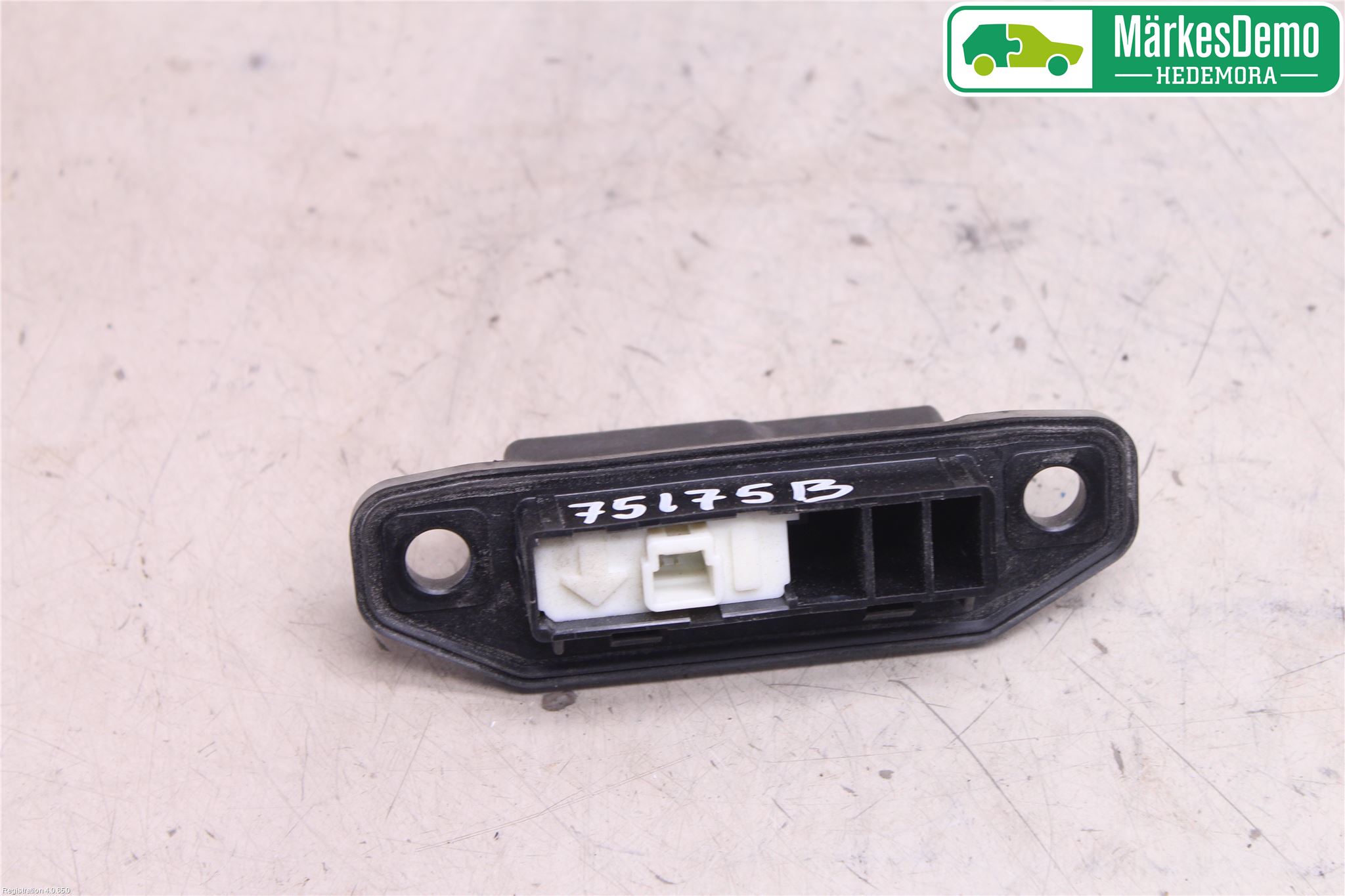 Toyota AURIS 13-19 Bakluckehandtag