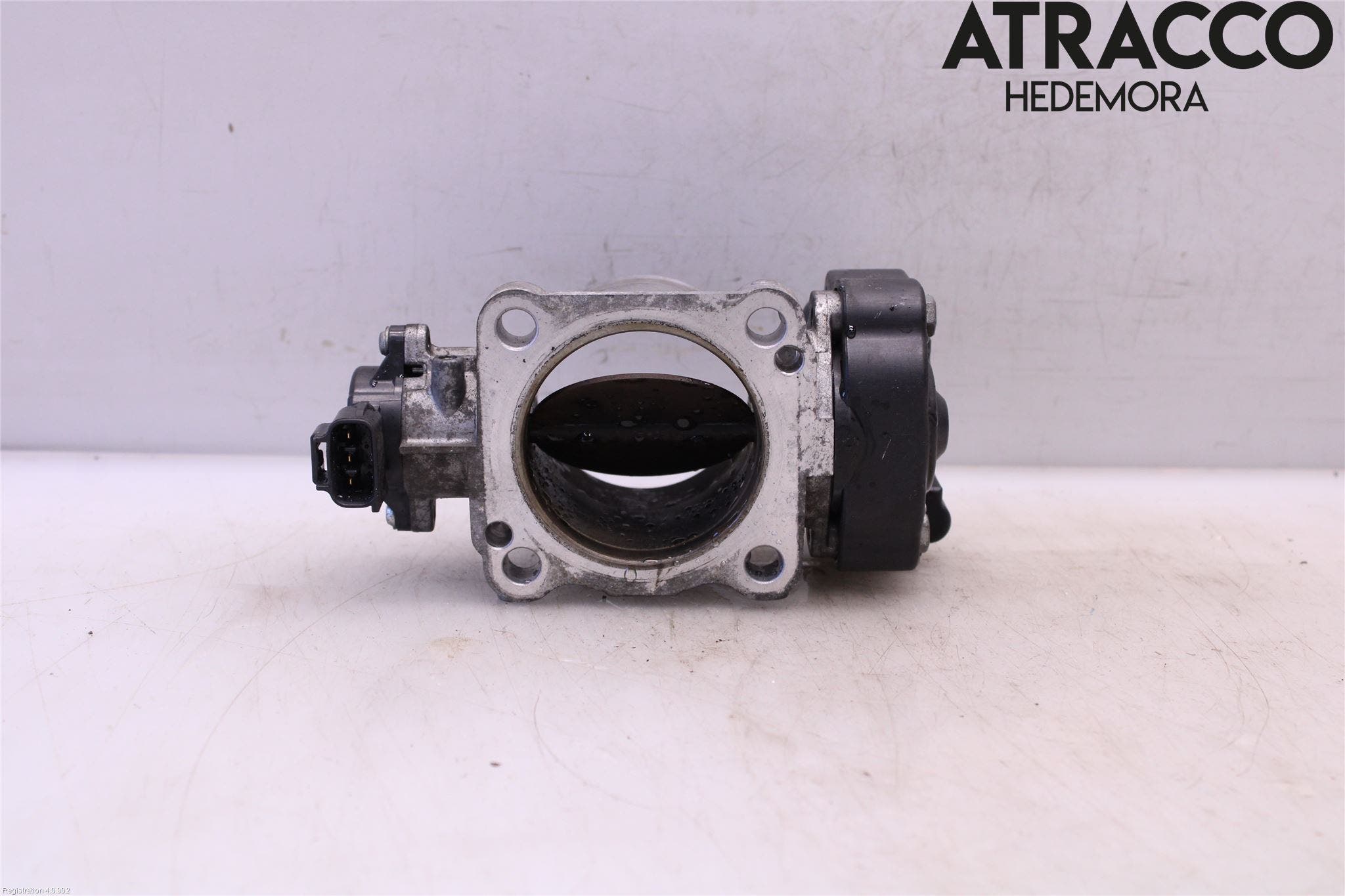 Toyota HI-ACE 06-12 Injspjällhus