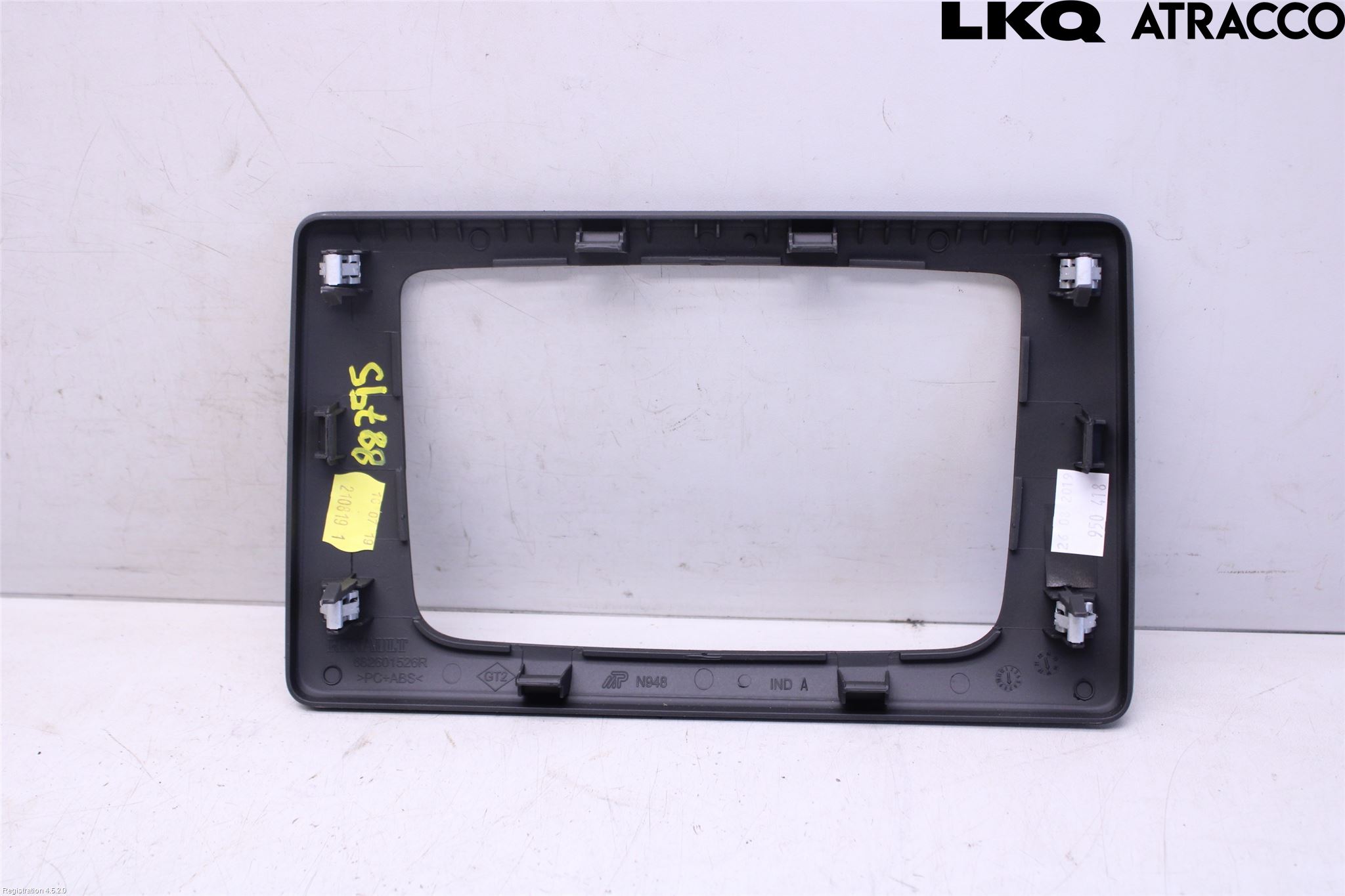 Dacia DUSTER 18-24 Instrument-Radio Sarg