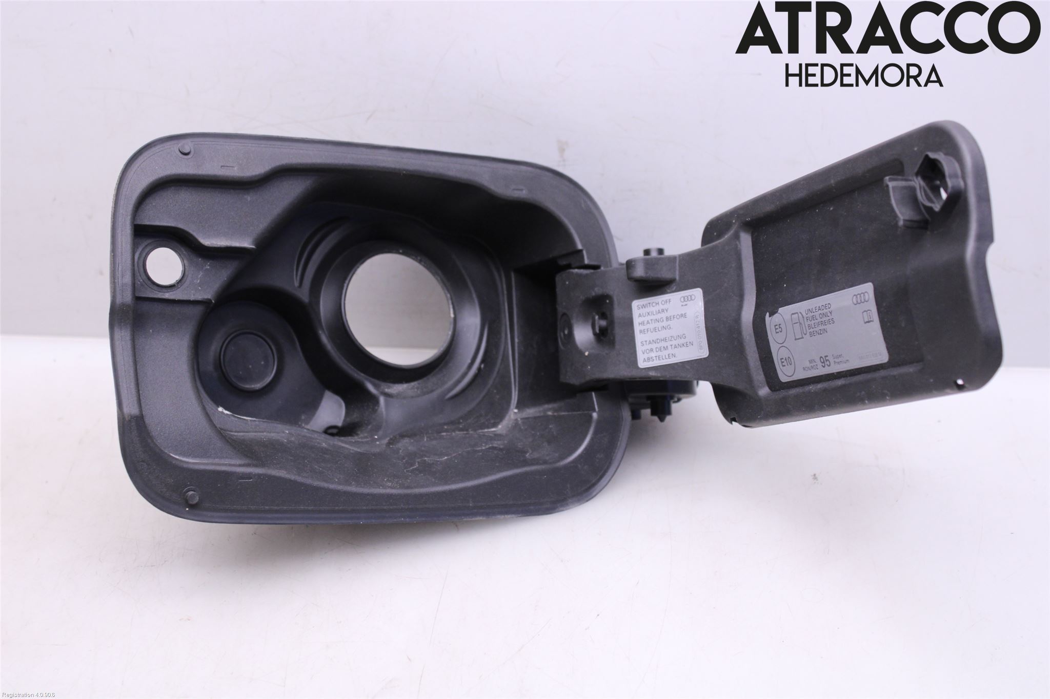 Audi A4 ALLROAD 17- Tanklucka