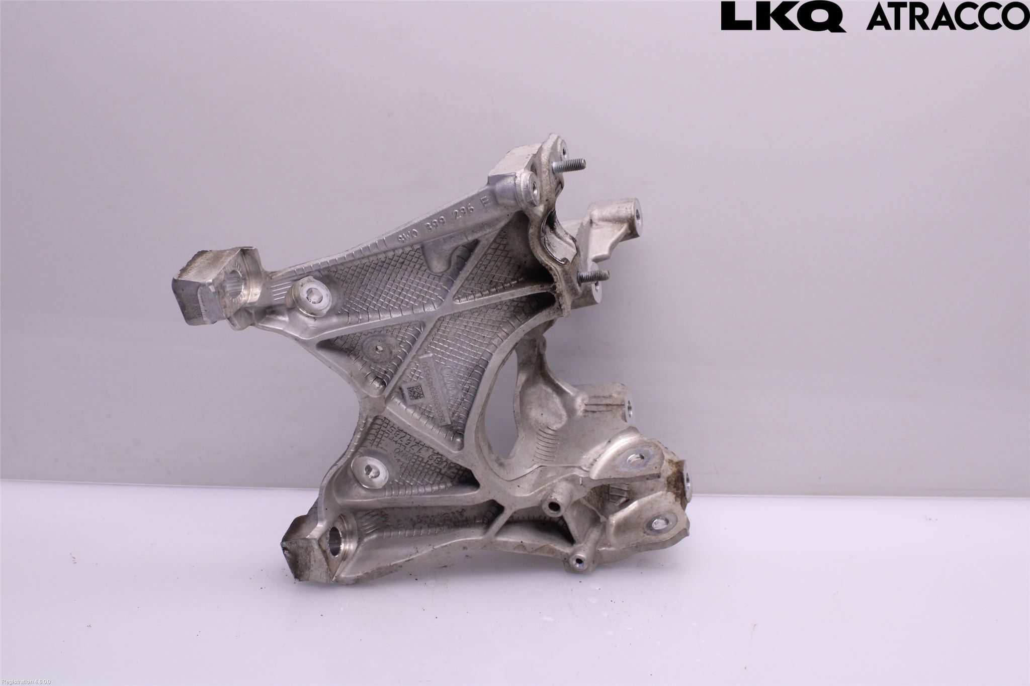 Audi A5 17- Motorfäste