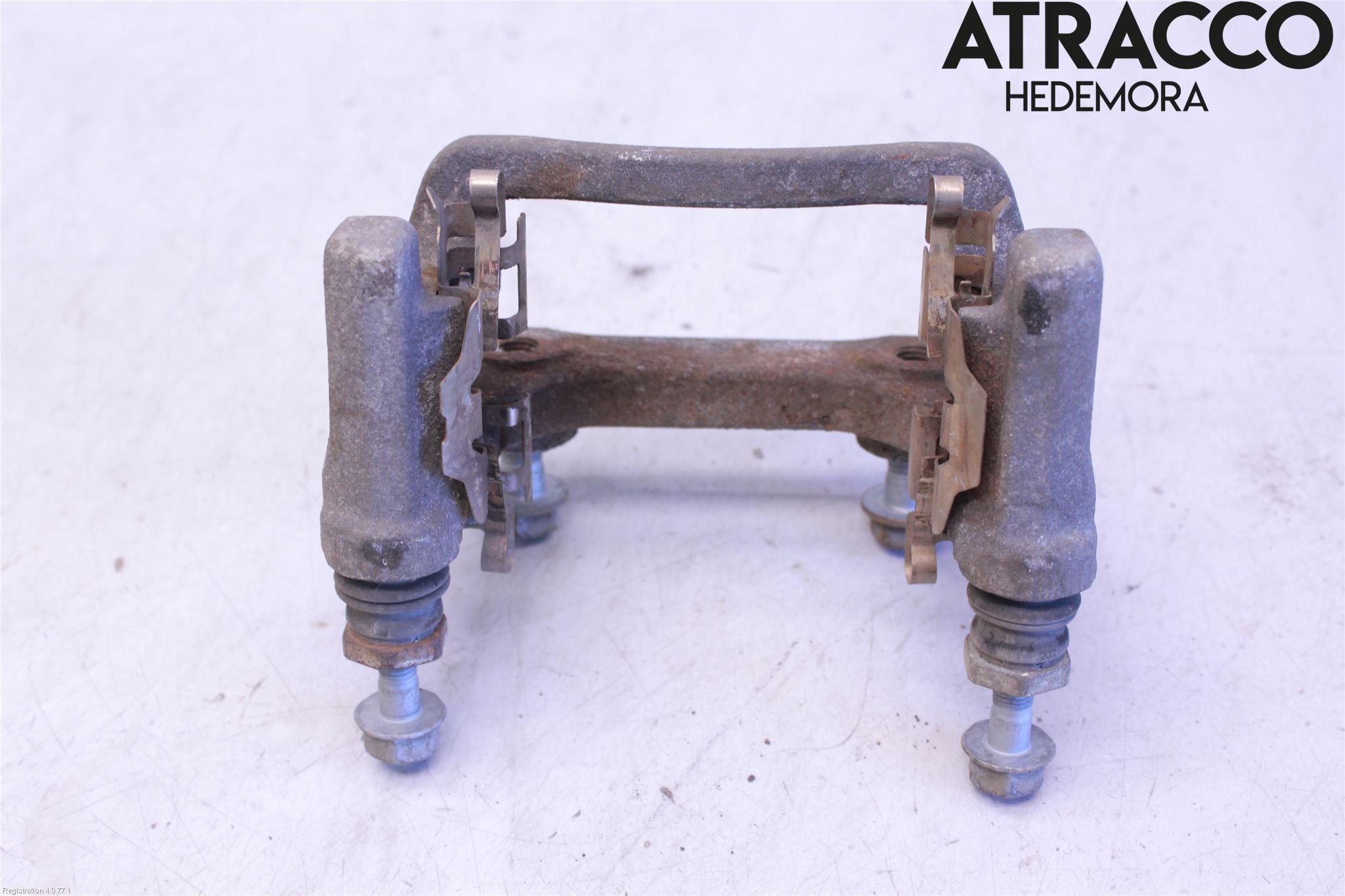 Suzuki VITARA 15- Bromsokshållare