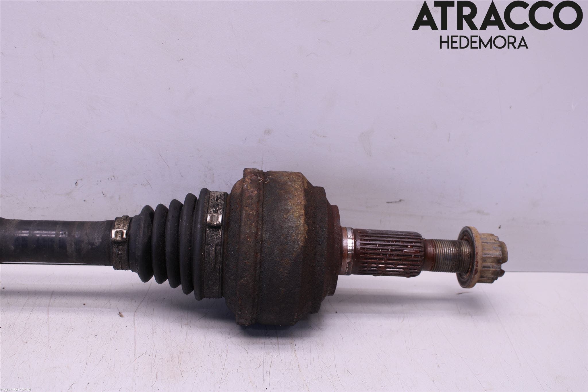 Audi Q7/SQ7 Drivaxel Bak Höger