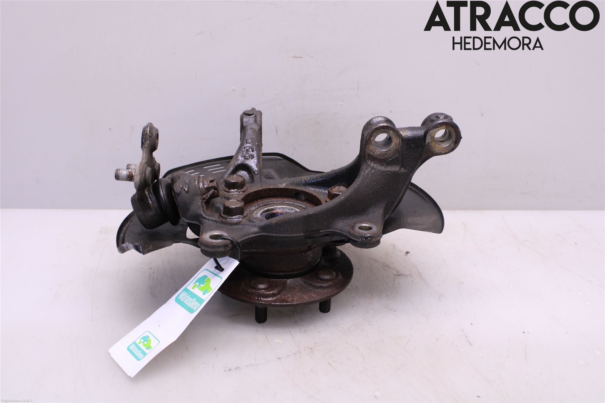 Toyota COROLLA 19- Styrspindel Lagerhus Vä