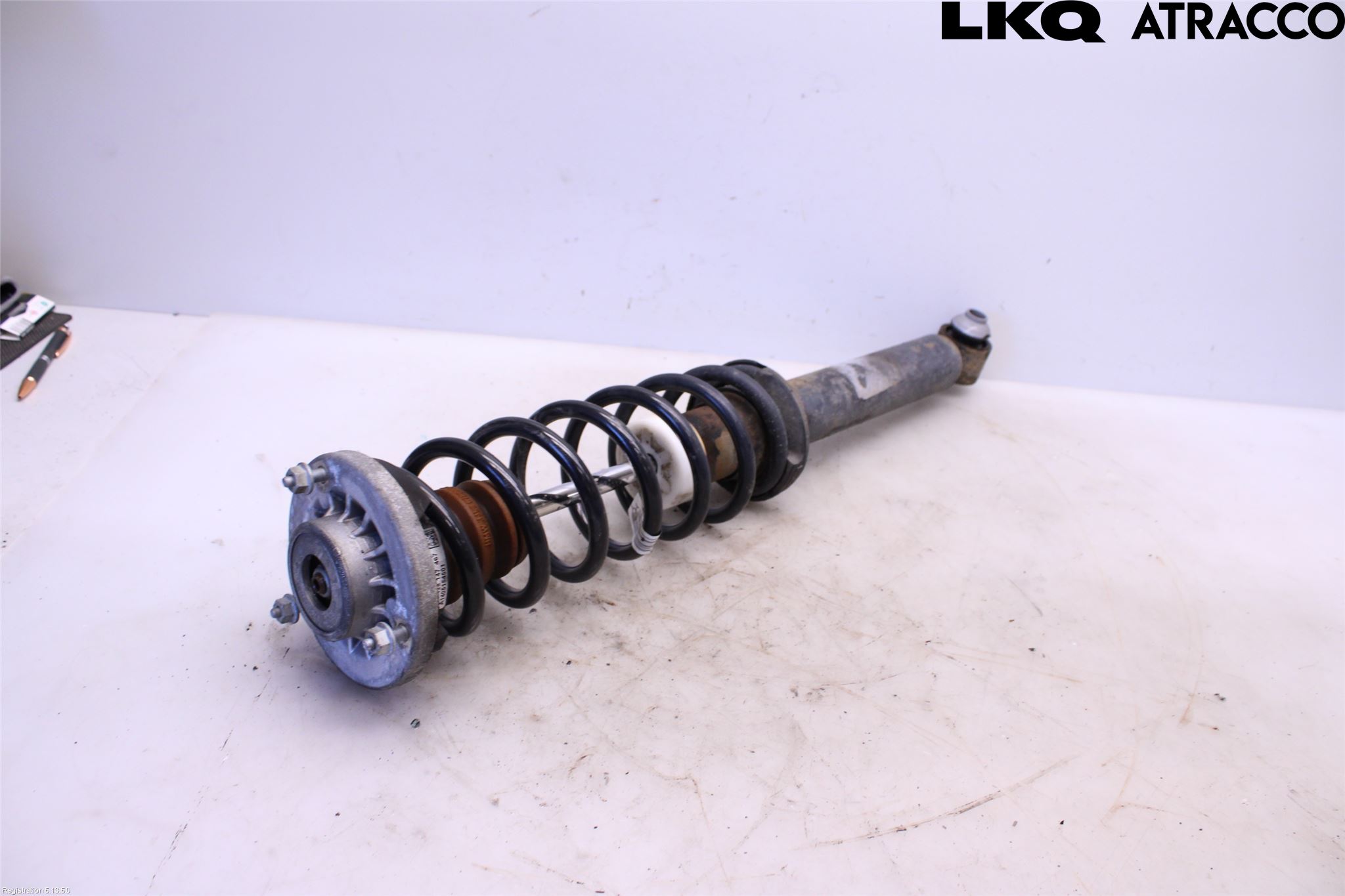 BMW 5 F10/F11/F18 09-17 Fjäderben Bak Vänster