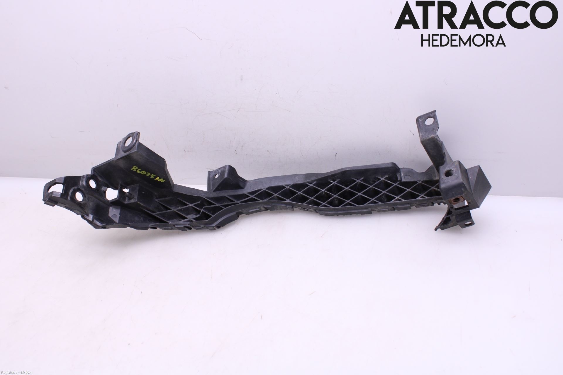 Subaru LEGACY    07-09 Strålkast Fästsarg