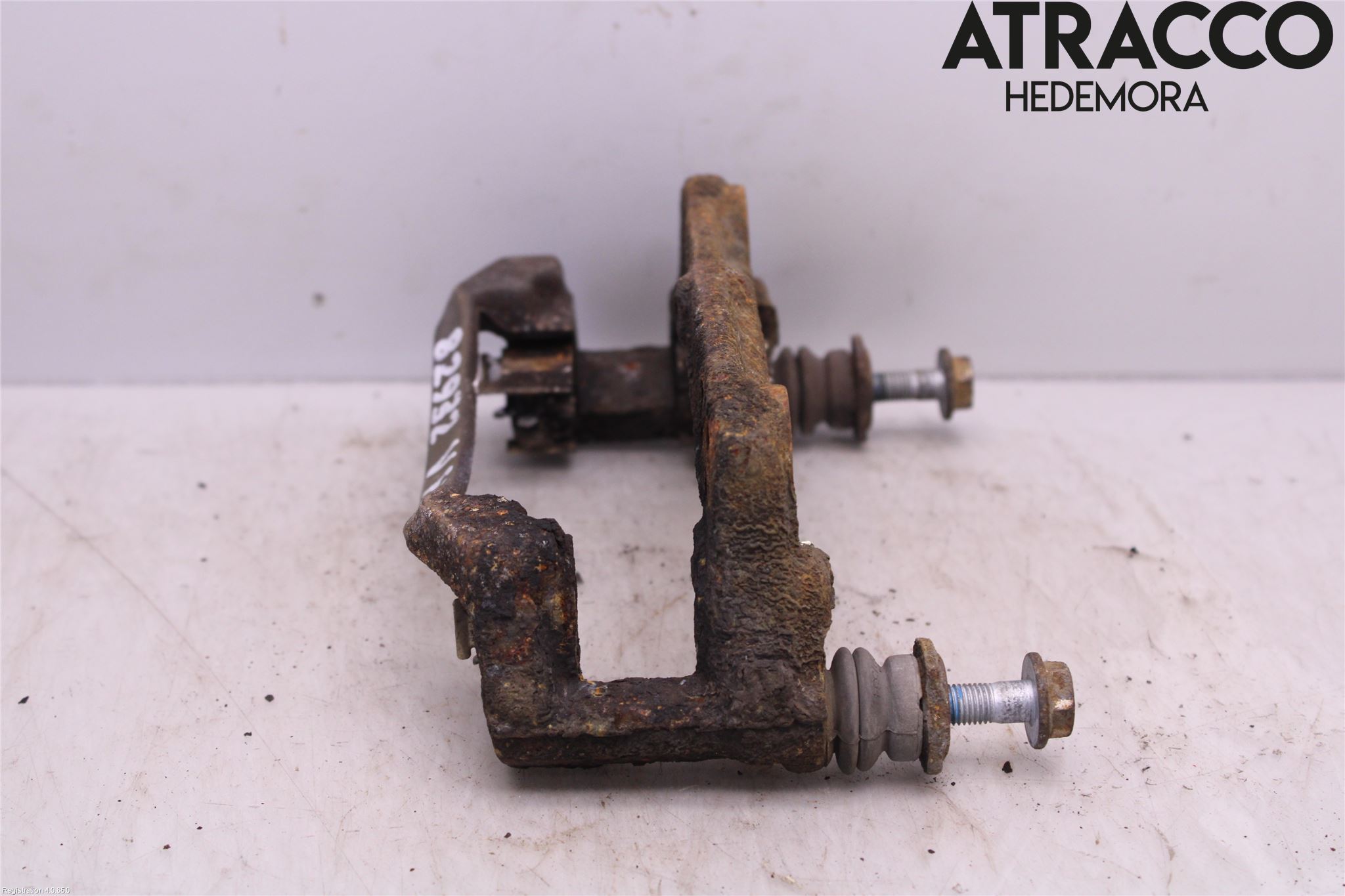 Toyota AYGO 06-14 Bromsokshållare