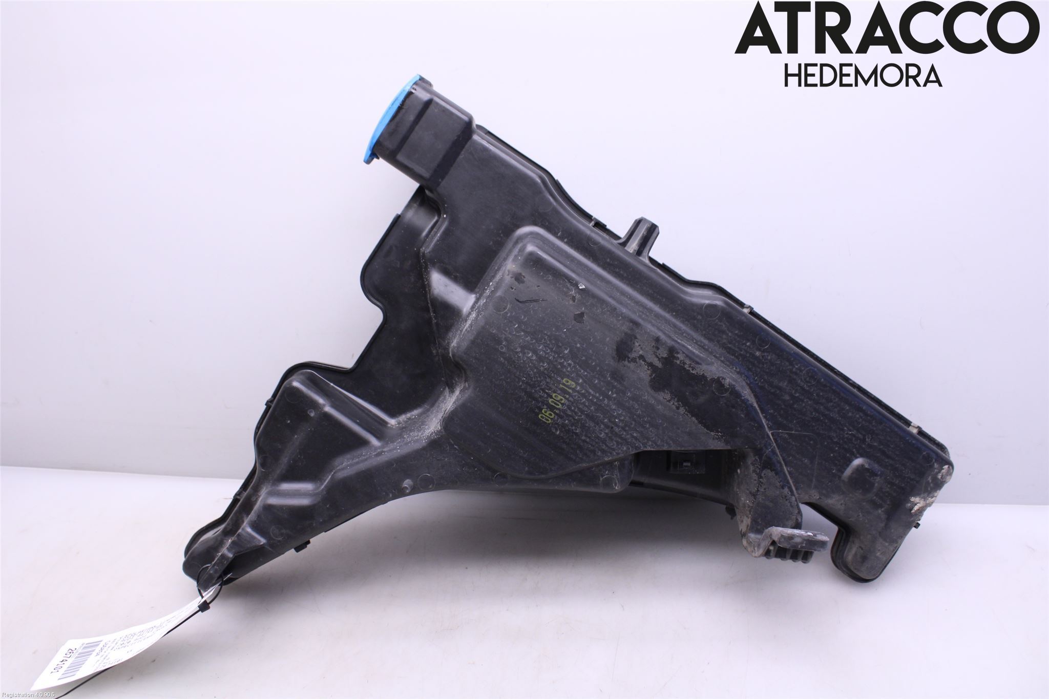 Audi A4 ALLROAD 17- Spolartank Vindruta-Strål