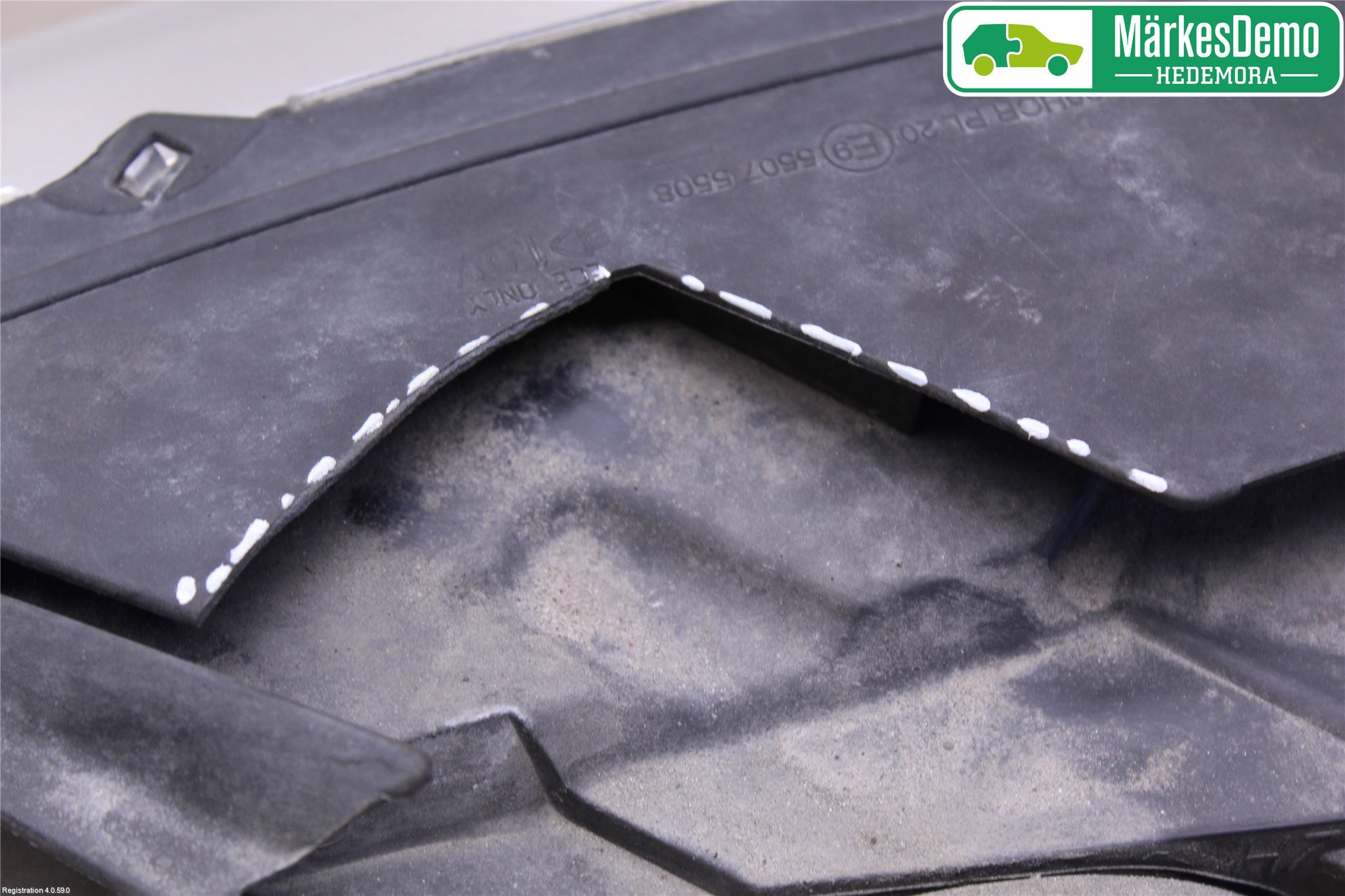 Volkswagen VW PASSAT 05-11 Strålkastare Höger