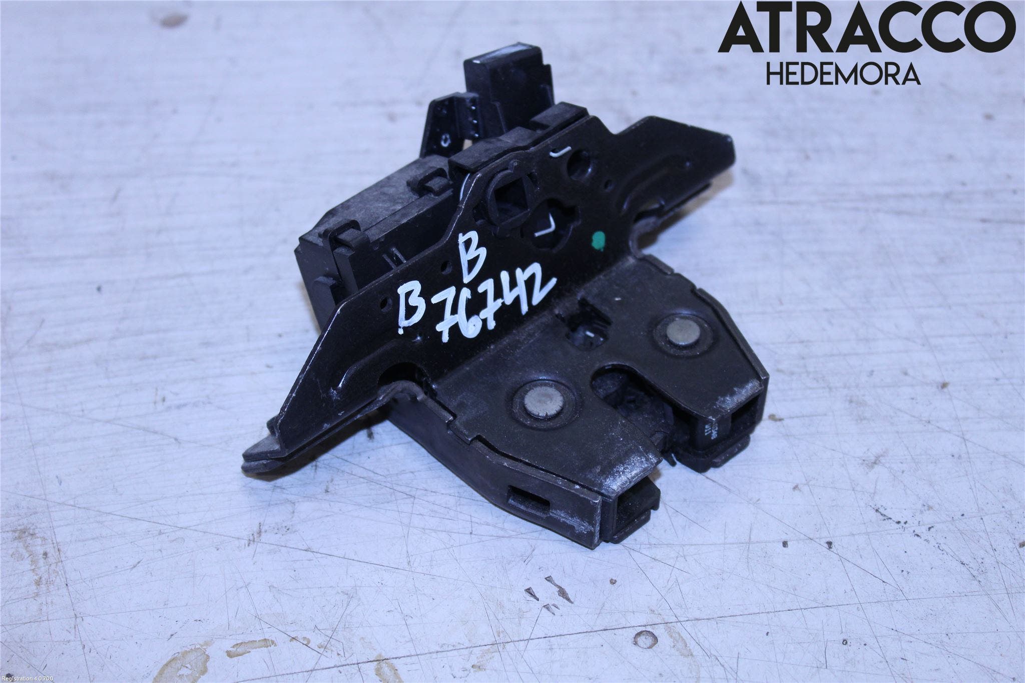 Opel ASTRA J 10-15 Låskista Baklucka