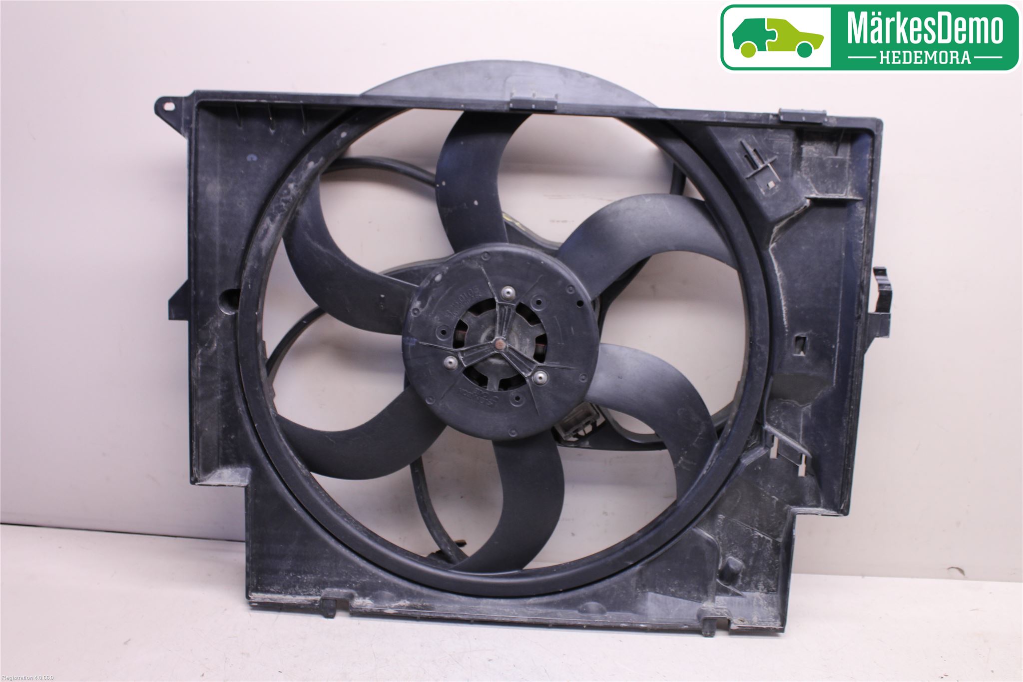 BMW X1 E84 10-15 Kylfläkt El