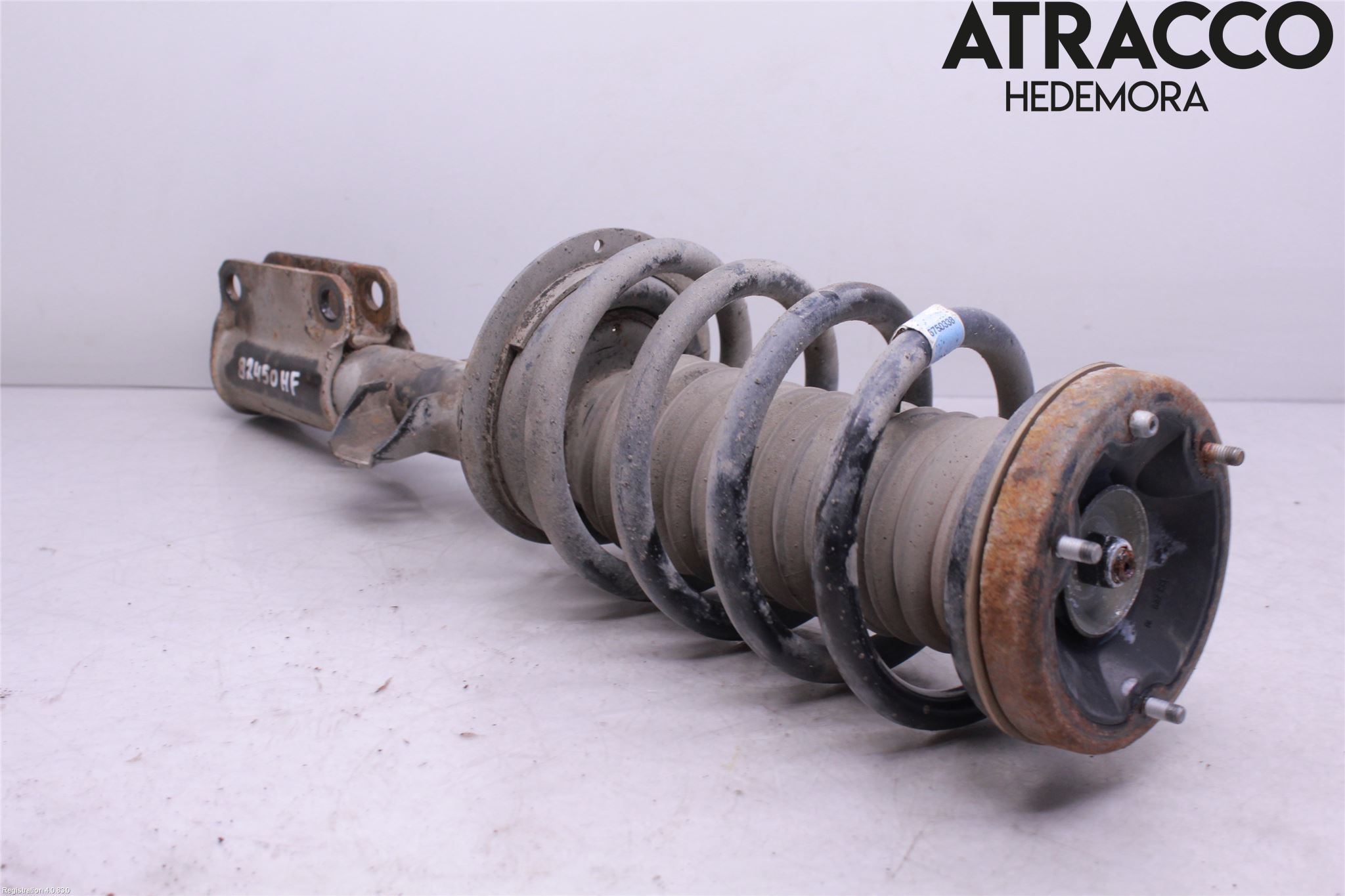 BMW X5 E53     99-06 Fjäderben Fram Höger