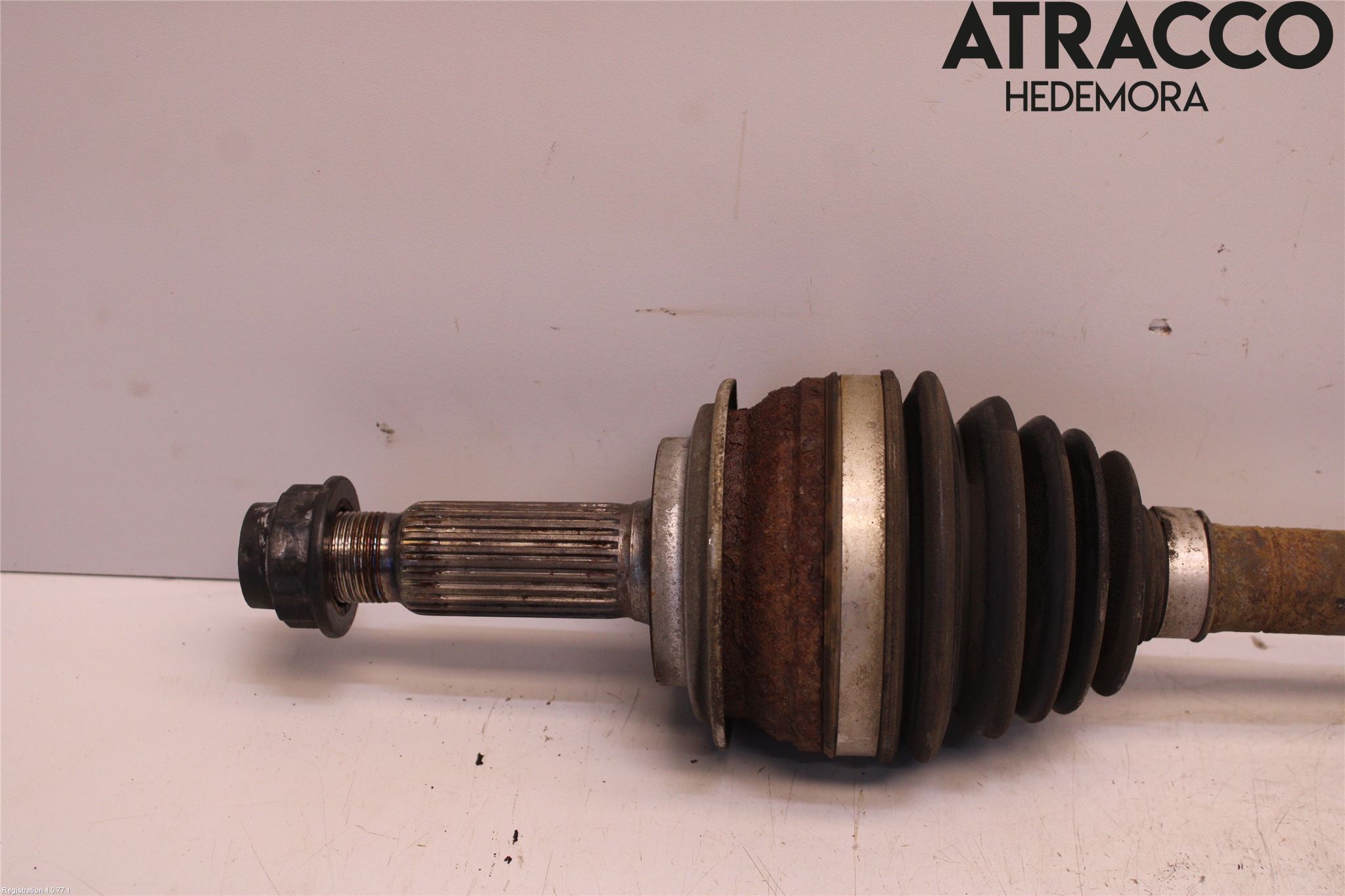 Toyota VERSO-S 11-16 Drivaxel Fram Vänster