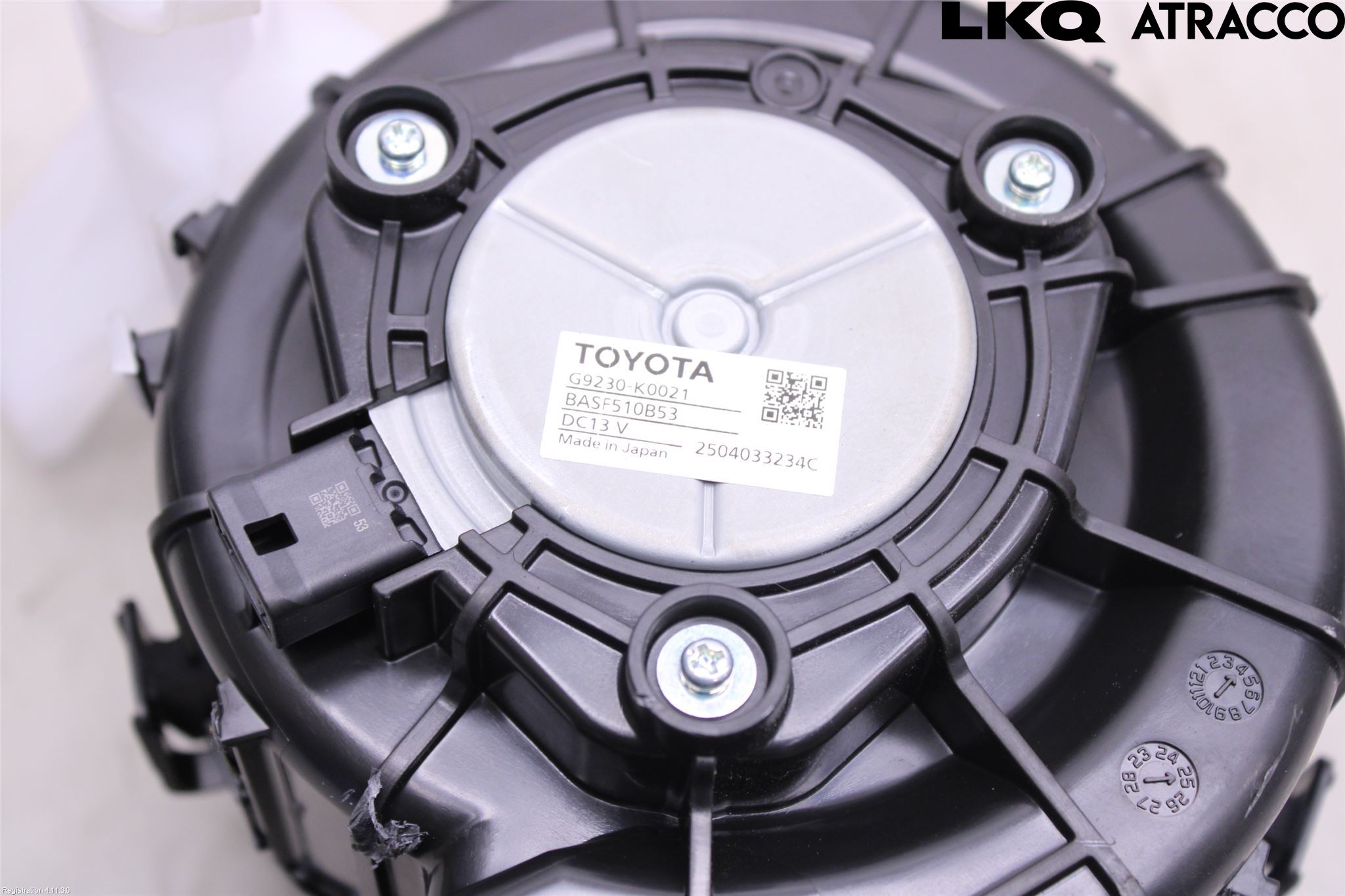 Toyota YARIS XP21 20- Kylfläkt El